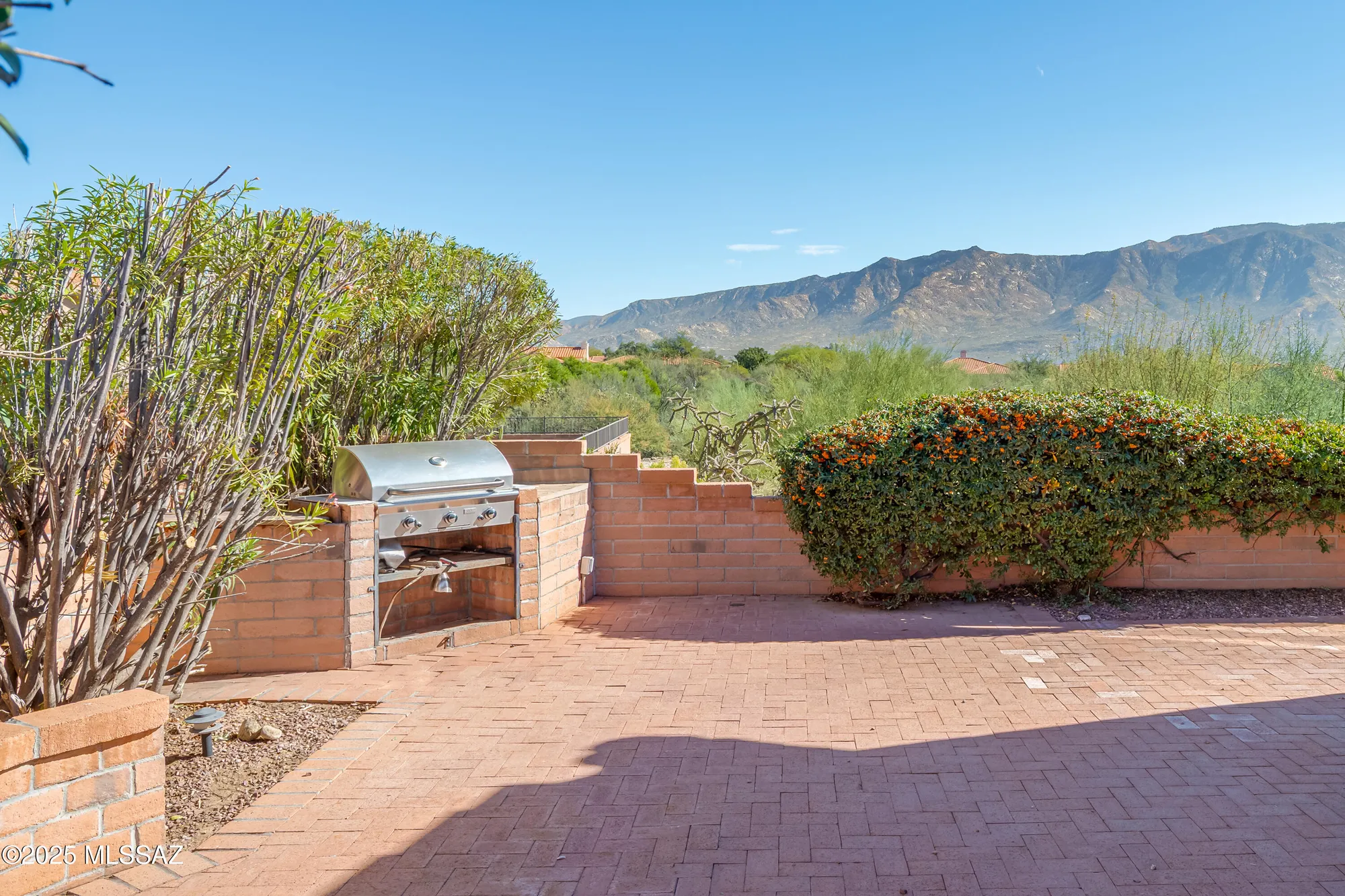Property Slideshow image 42 of 45 | 1191 e versailles dr, Oro Valley, AZ, 85755