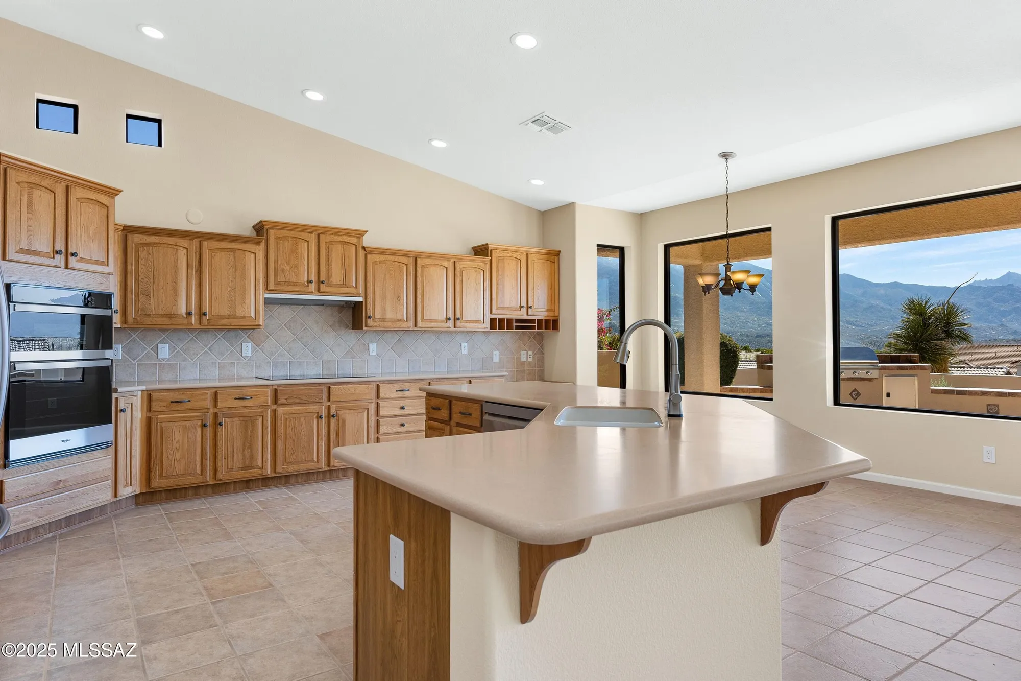 Property Slideshow image 15 of 50 | 63429 e desert mesa ct, Tucson, AZ, 85739