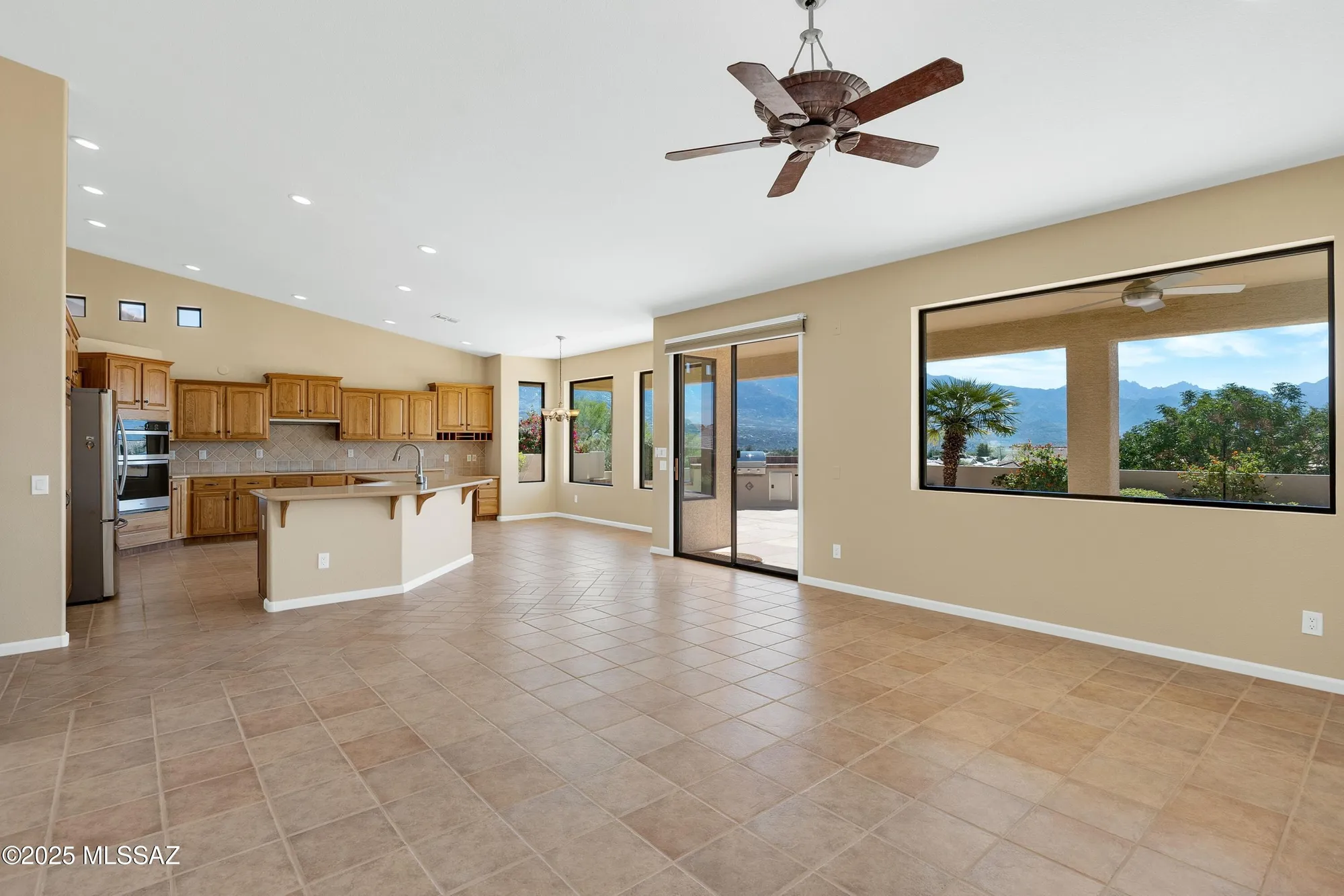 Property Slideshow image 13 of 50 | 63429 e desert mesa ct, Tucson, AZ, 85739
