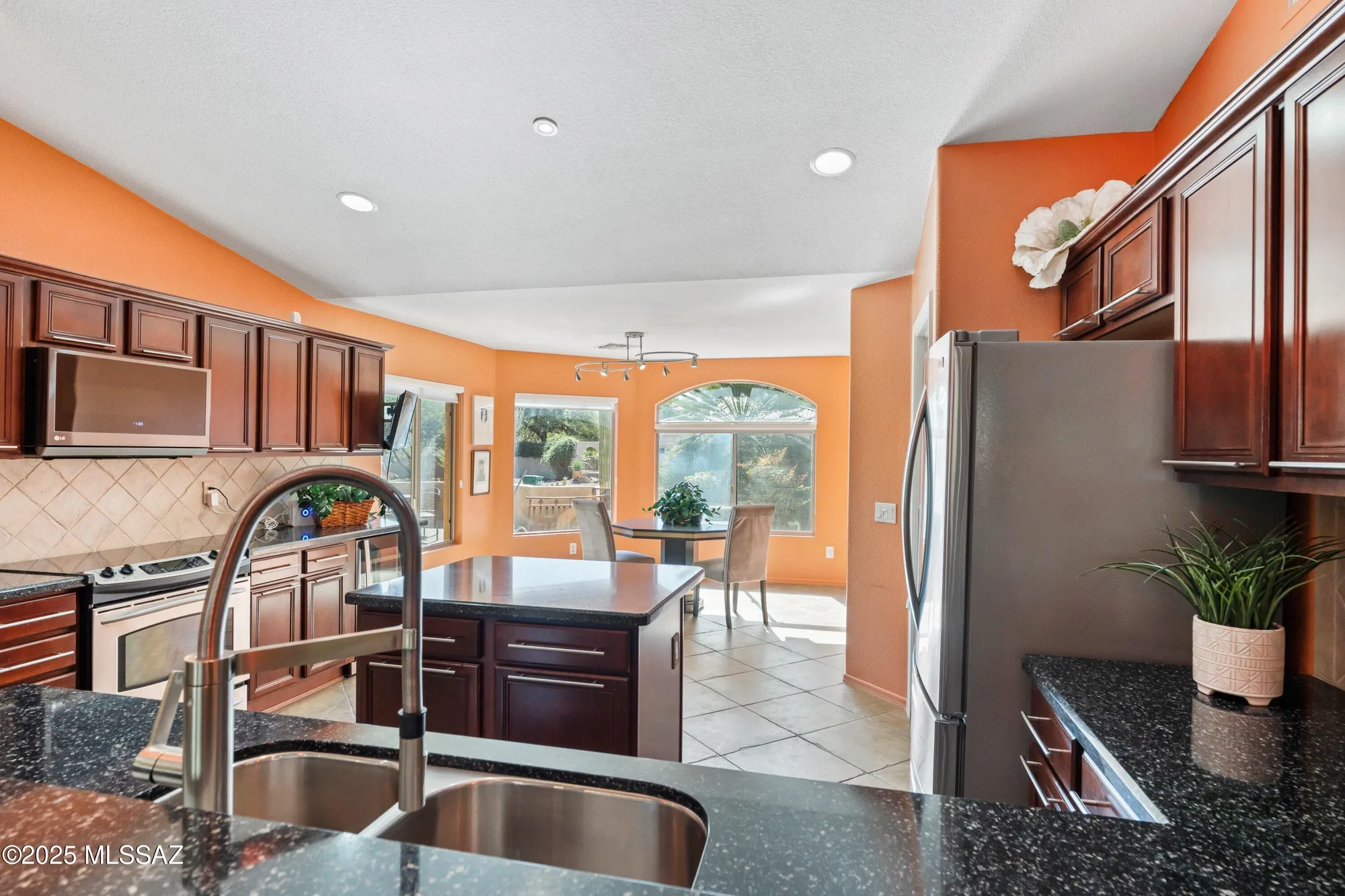 Property Slideshow image 14 of 40 | 62464 e northwood rd, Tucson, AZ, 85739