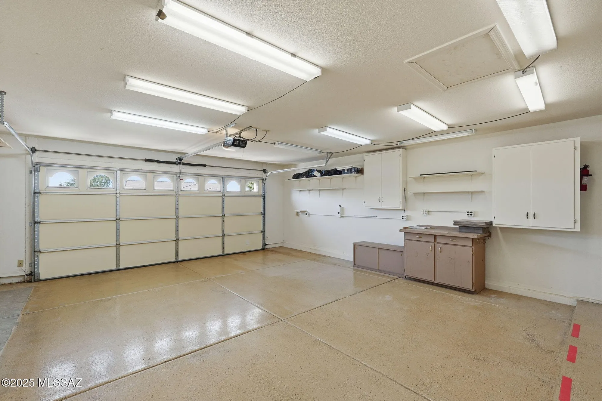 Property Slideshow image 33 of 38 | 916 n gulch dr, Green Valley, AZ, 85614