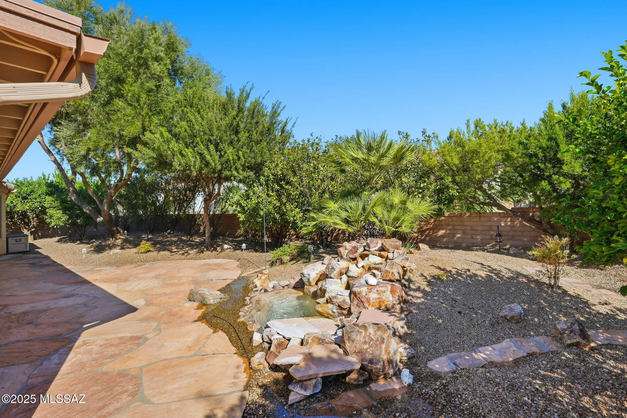 Property Slideshow image 31 of 38 | 916 n gulch dr, Green Valley, AZ, 85614