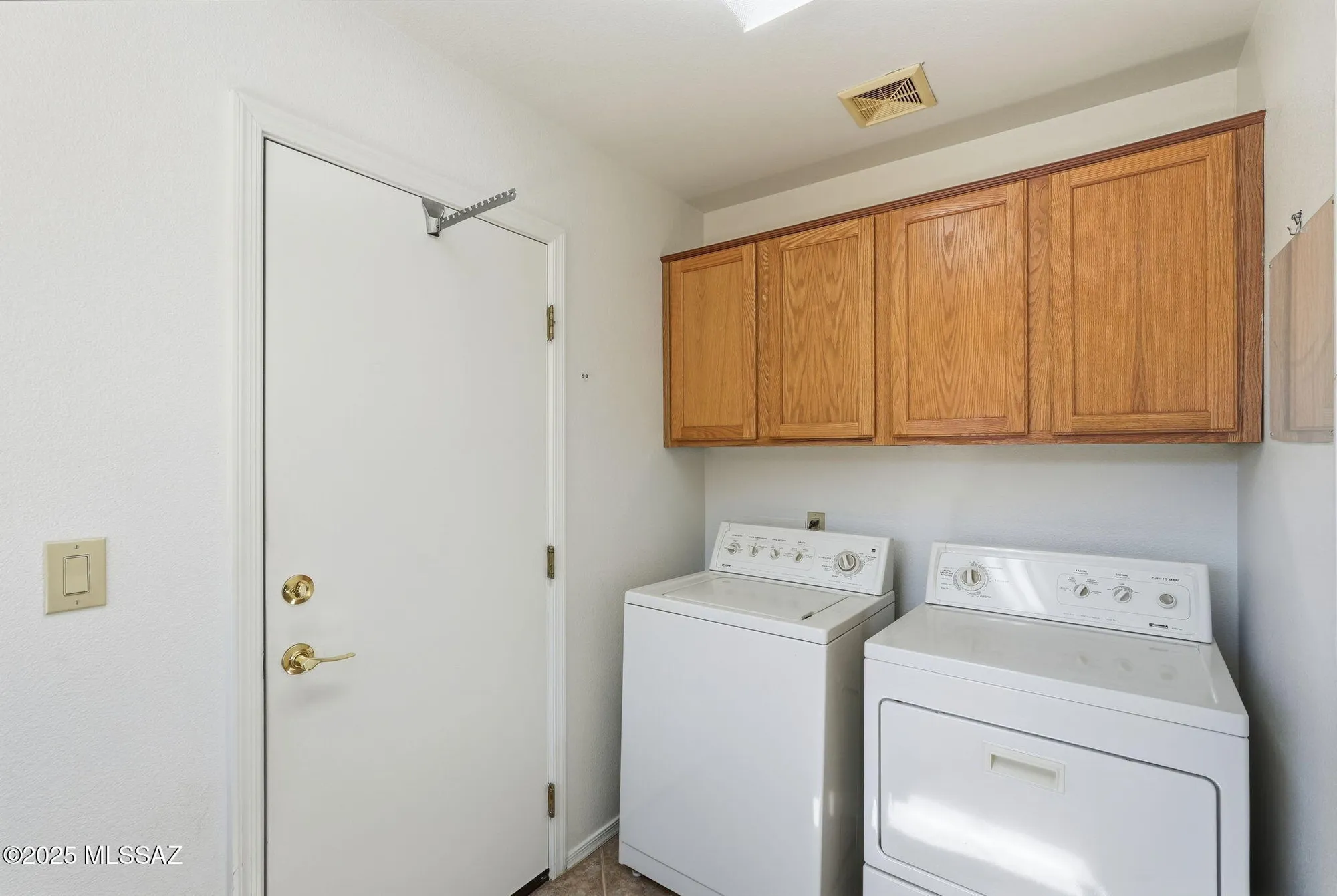 Property Slideshow image 23 of 38 | 916 n gulch dr, Green Valley, AZ, 85614