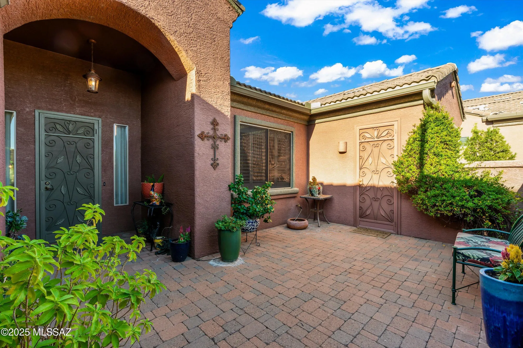 Property Slideshow image 4 of 51 | 5854 s turquoise canyon dr, Green Valley, AZ, 85622