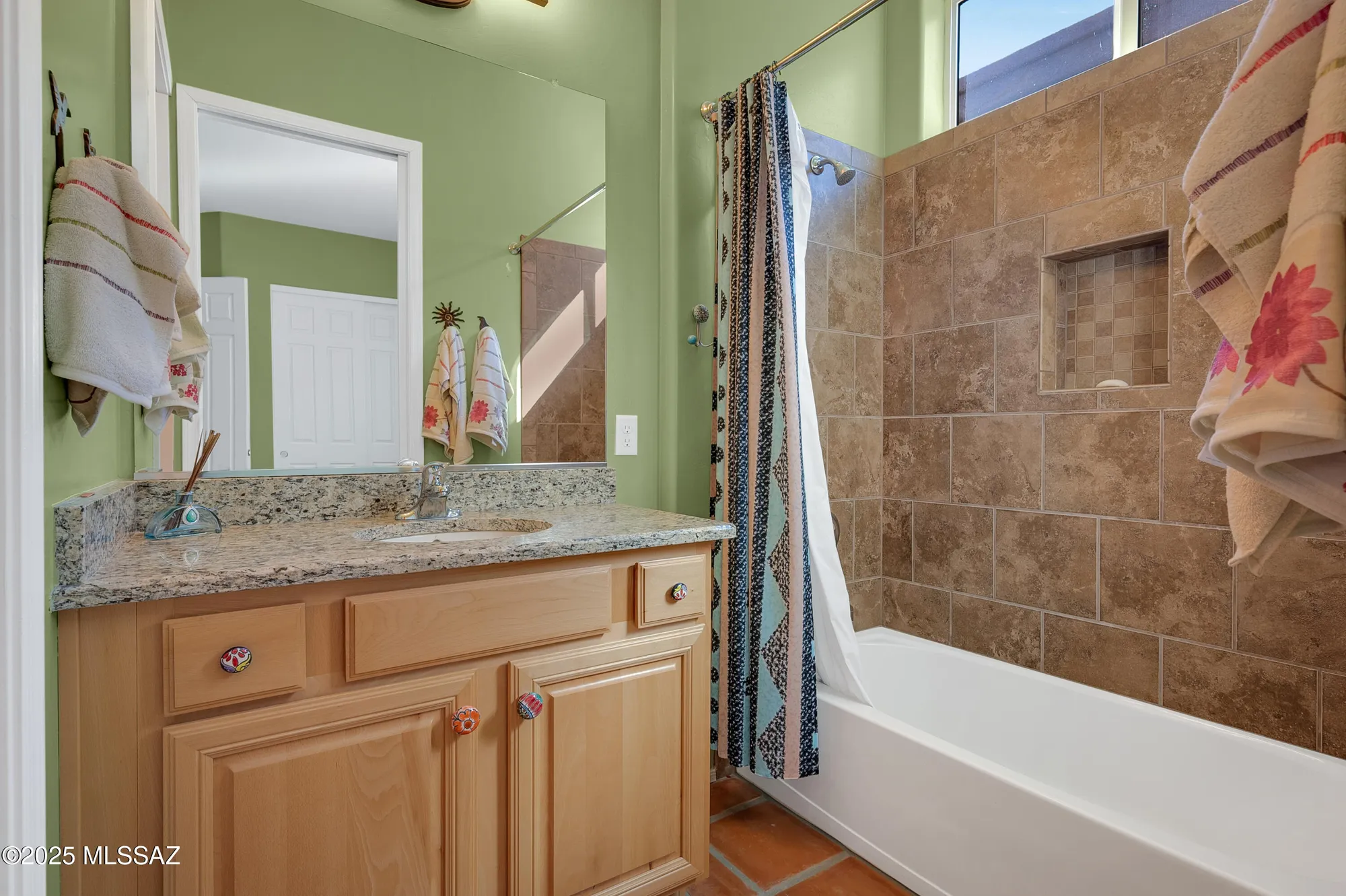 Property Slideshow image 28 of 37 | 5847 s waynes way, Green Valley, AZ, 85622