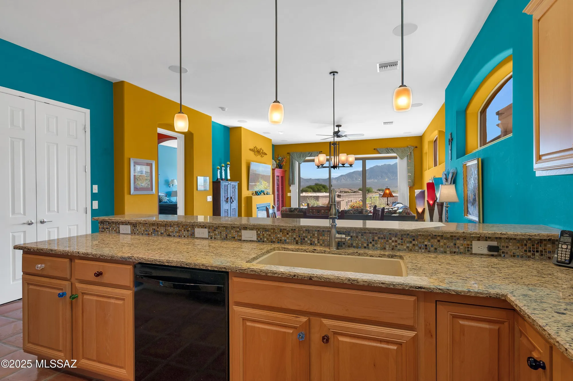 Property Slideshow image 15 of 37 | 5847 s waynes way, Green Valley, AZ, 85622
