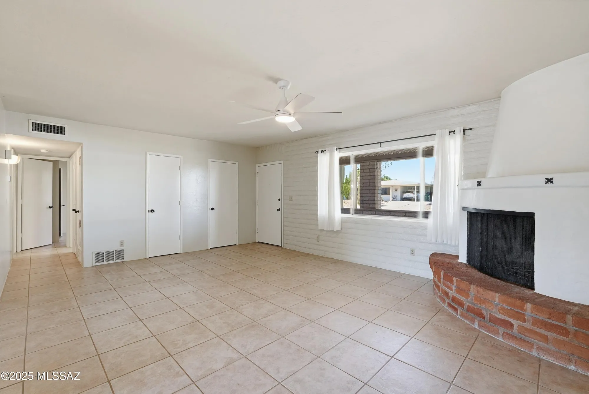 Property Slideshow image 4 of 44 | 935 s la higuera, Green Valley, AZ, 85614