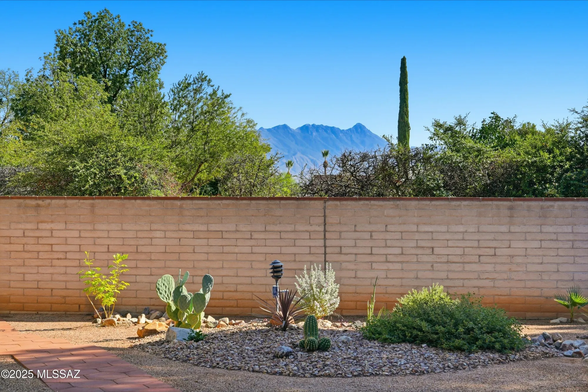 Property Slideshow image 1 of 44 | 935 s la higuera, Green Valley, AZ, 85614