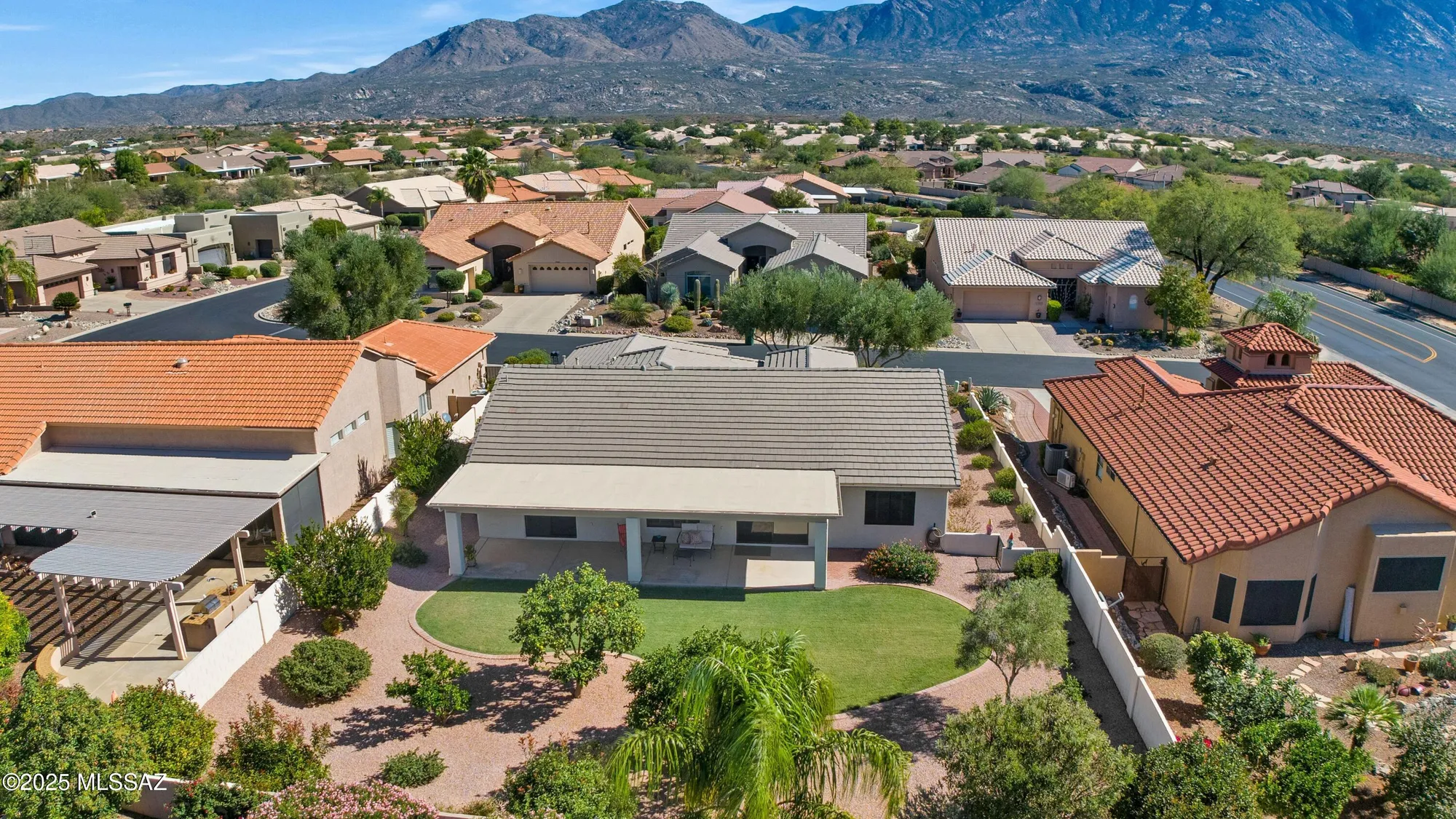 Property Slideshow image 32 of 33 | 38858 s stone wood dr, Saddlebrooke, AZ, 85739