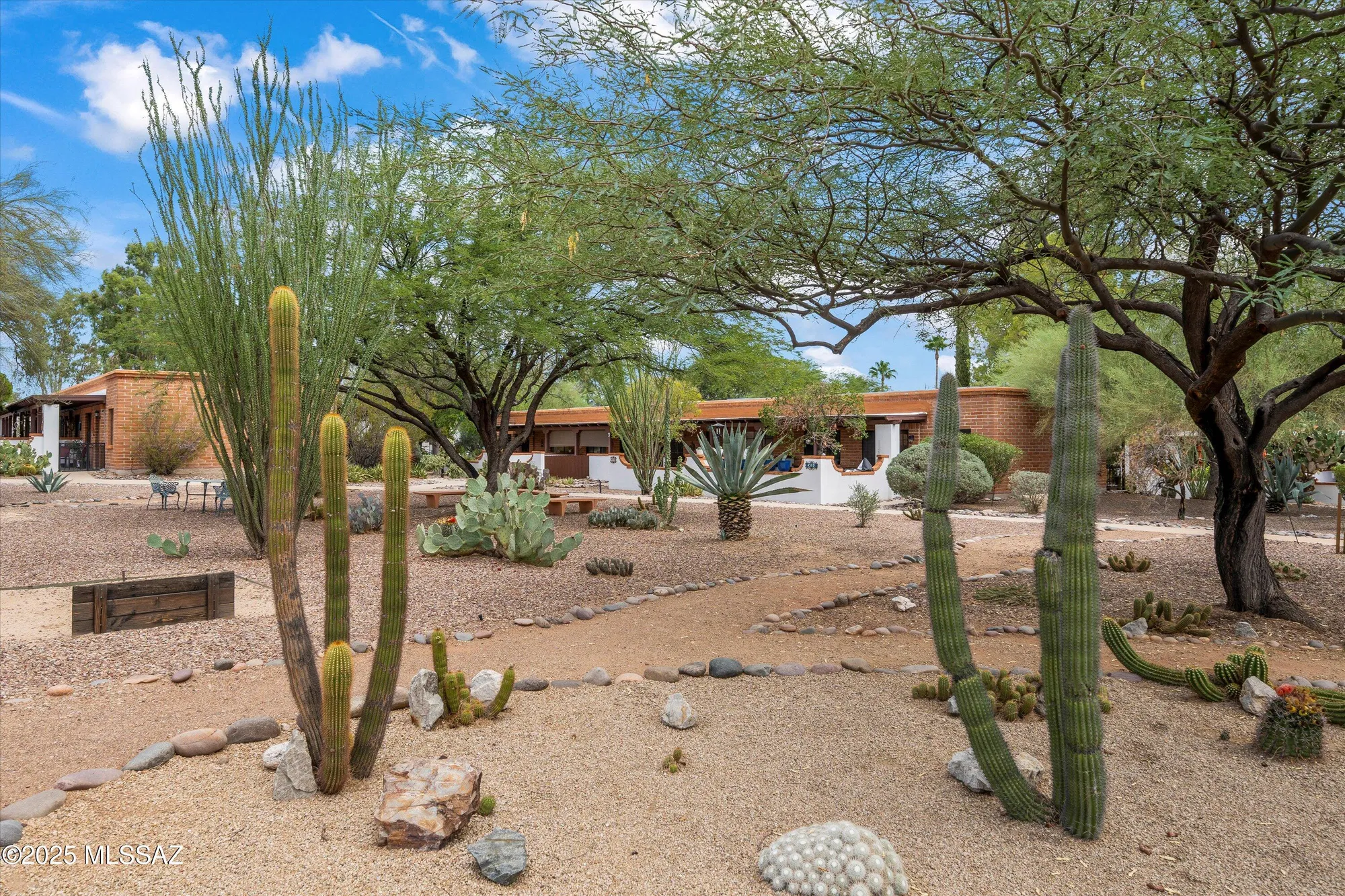 Property Slideshow image 25 of 28 | 457 s paseo quinta b, Green Valley, AZ, 85614