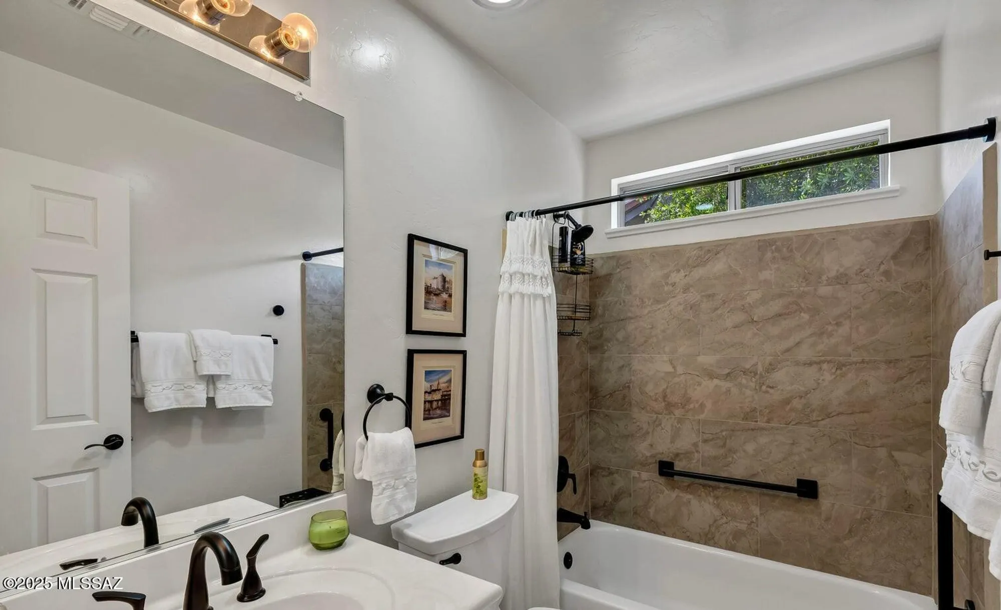 Property Slideshow image 27 of 43 | 37614 s desert bluff dr, Tucson, AZ, 85739