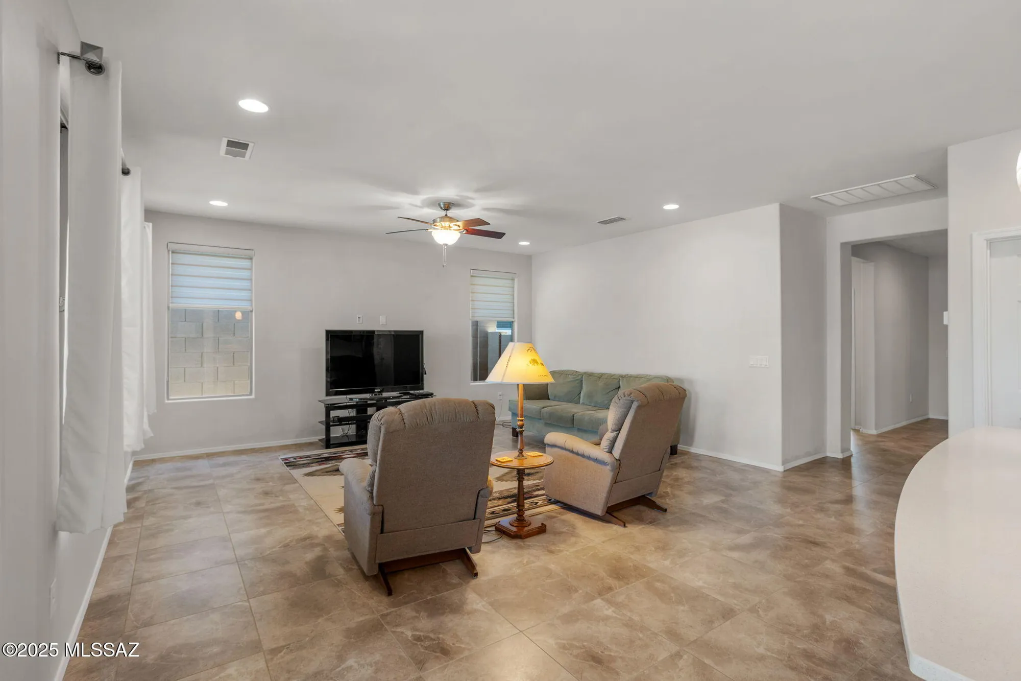 Property Slideshow image 7 of 45 | 7068 w cliff spring trl, Marana, AZ, 85658
