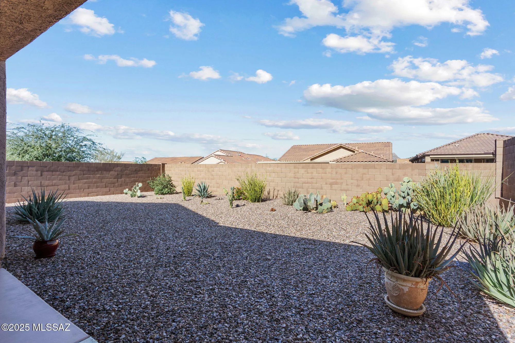 Property Slideshow image 33 of 45 | 7068 w cliff spring trl, Marana, AZ, 85658