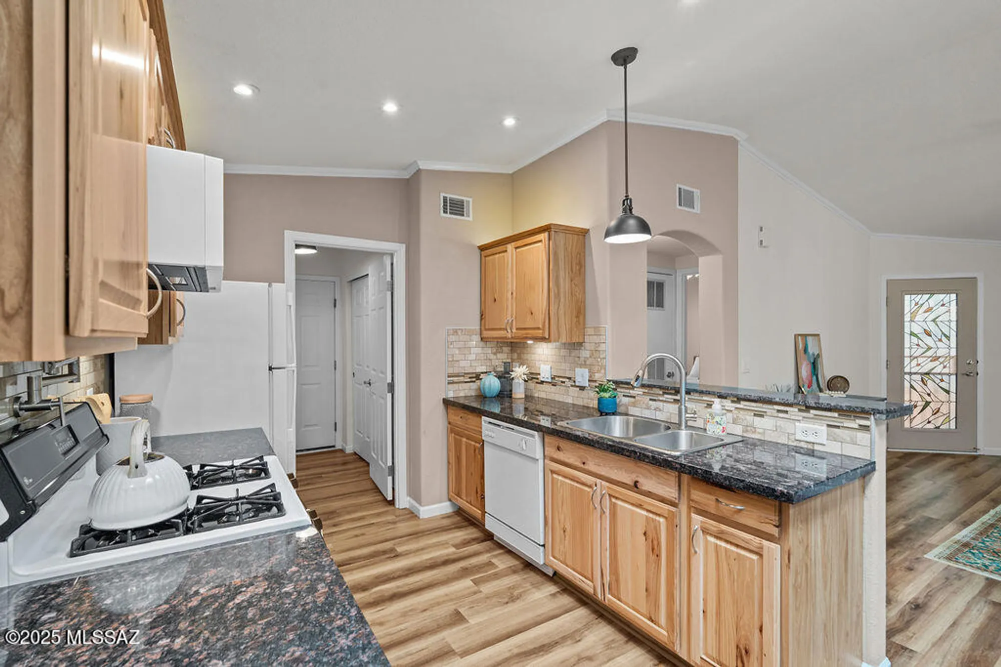 Property Slideshow image 9 of 27 | 543 w deerview ct, Green Valley, AZ, 85614