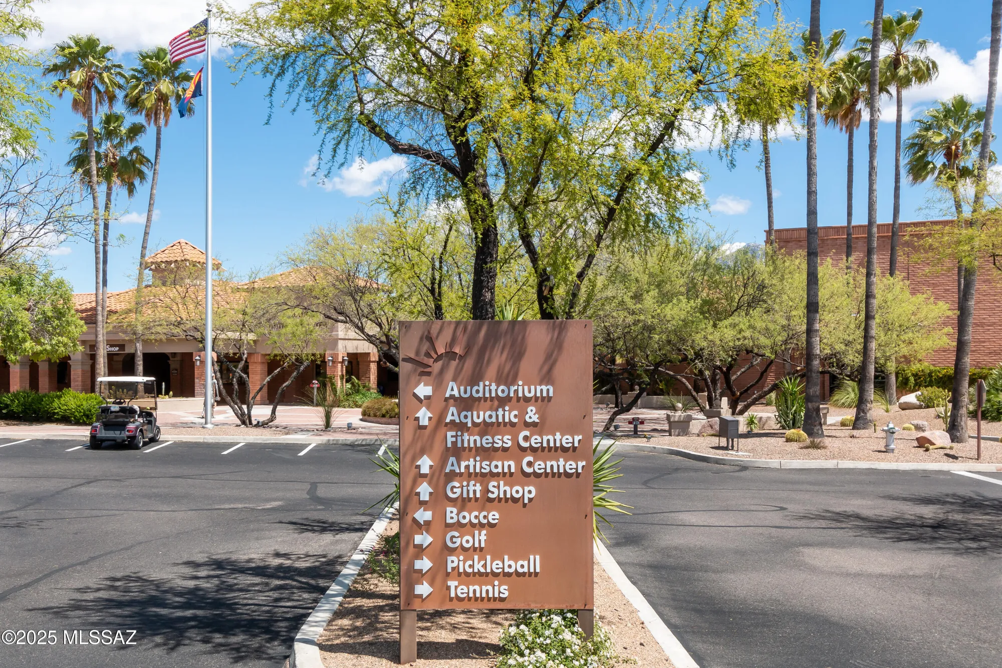 Property Slideshow image 36 of 41 | 1735 e broken bow way, Oro Valley, AZ, 85755