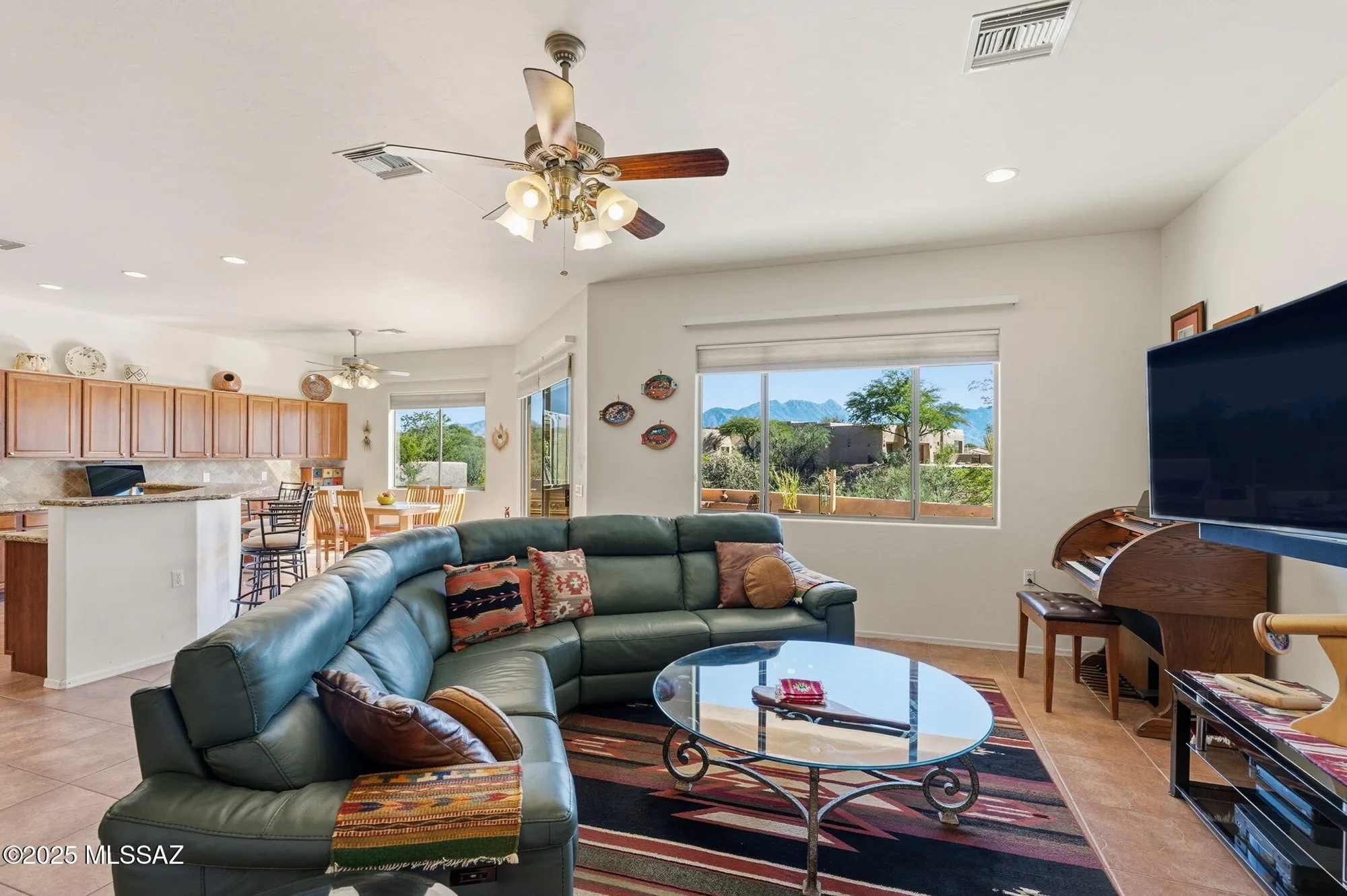 Property Slideshow image 8 of 33 | 1367 s madera reserve dr, Green Valley, AZ, 85614