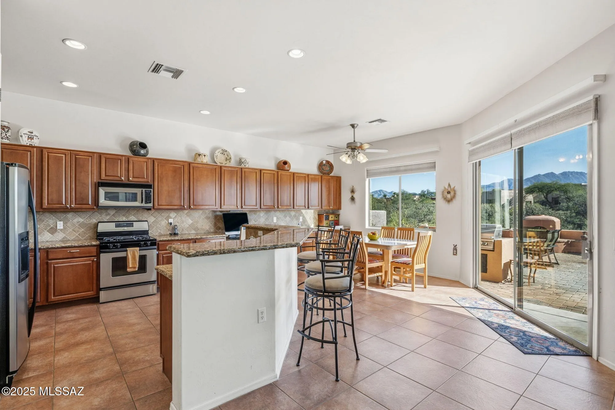 Property Slideshow image 9 of 33 | 1367 s madera reserve dr, Green Valley, AZ, 85614