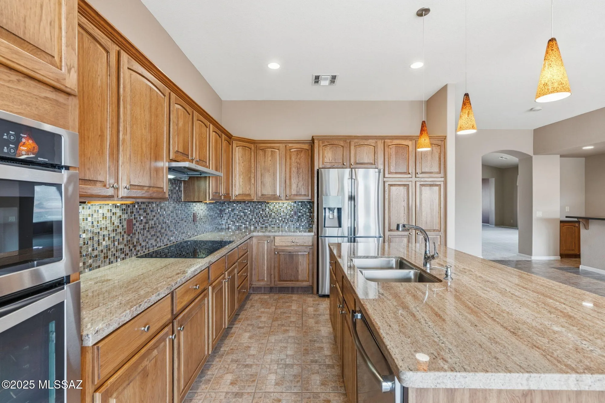 Property Slideshow image 17 of 50 | 62159 e iron crest dr, Tucson, AZ, 85739