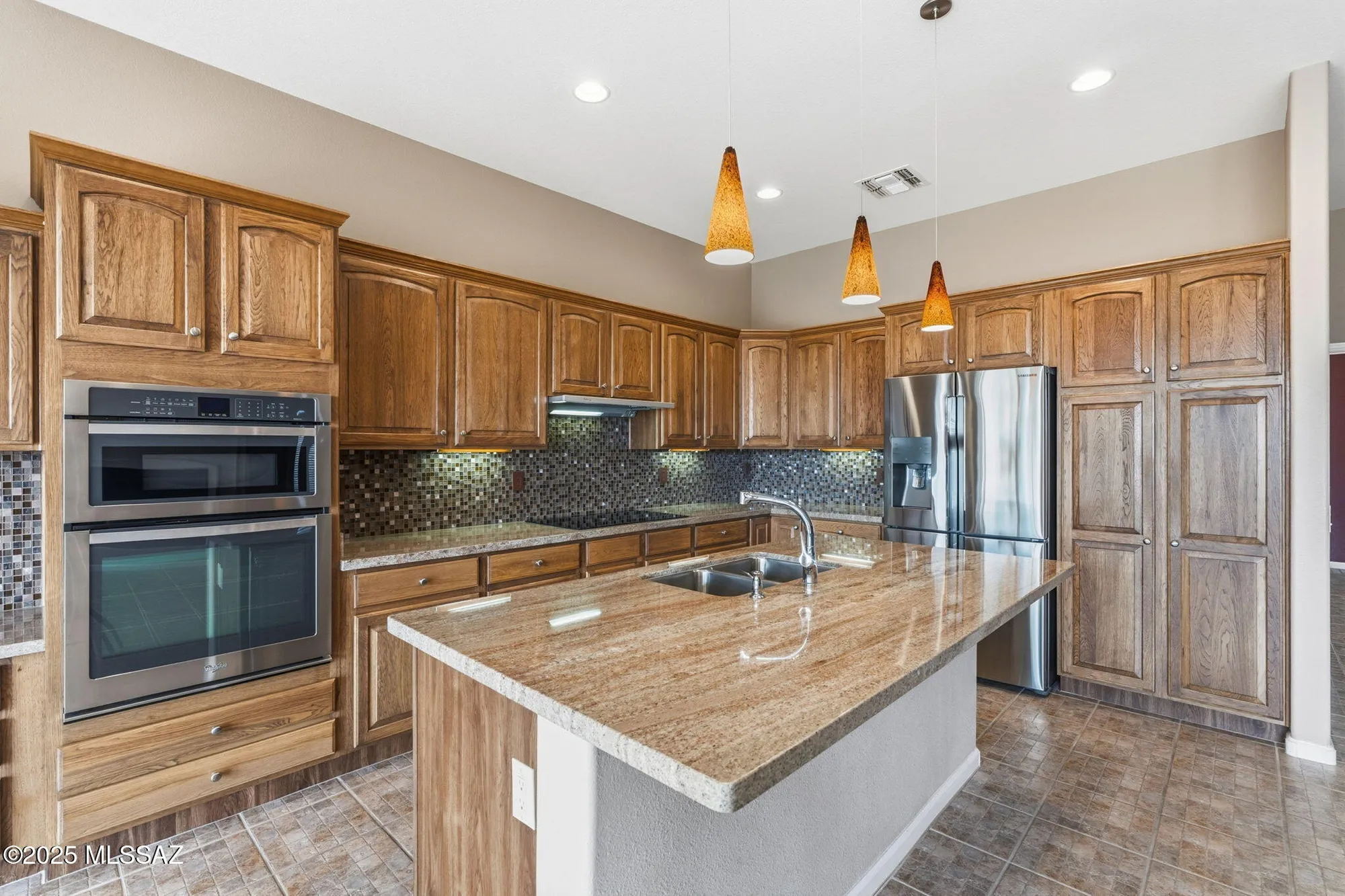 Property Slideshow image 18 of 50 | 62159 e iron crest dr, Tucson, AZ, 85739