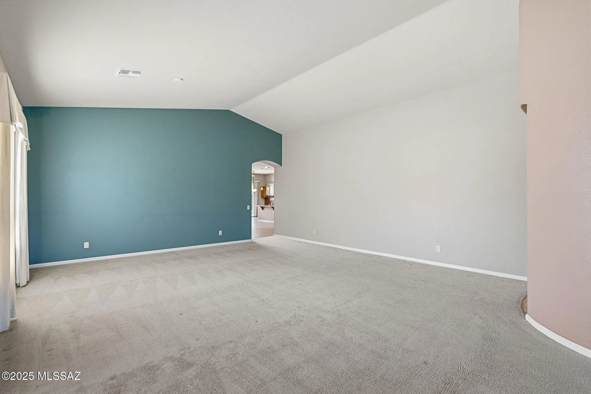 Property Slideshow image 10 of 50 | 62159 e iron crest dr, Tucson, AZ, 85739