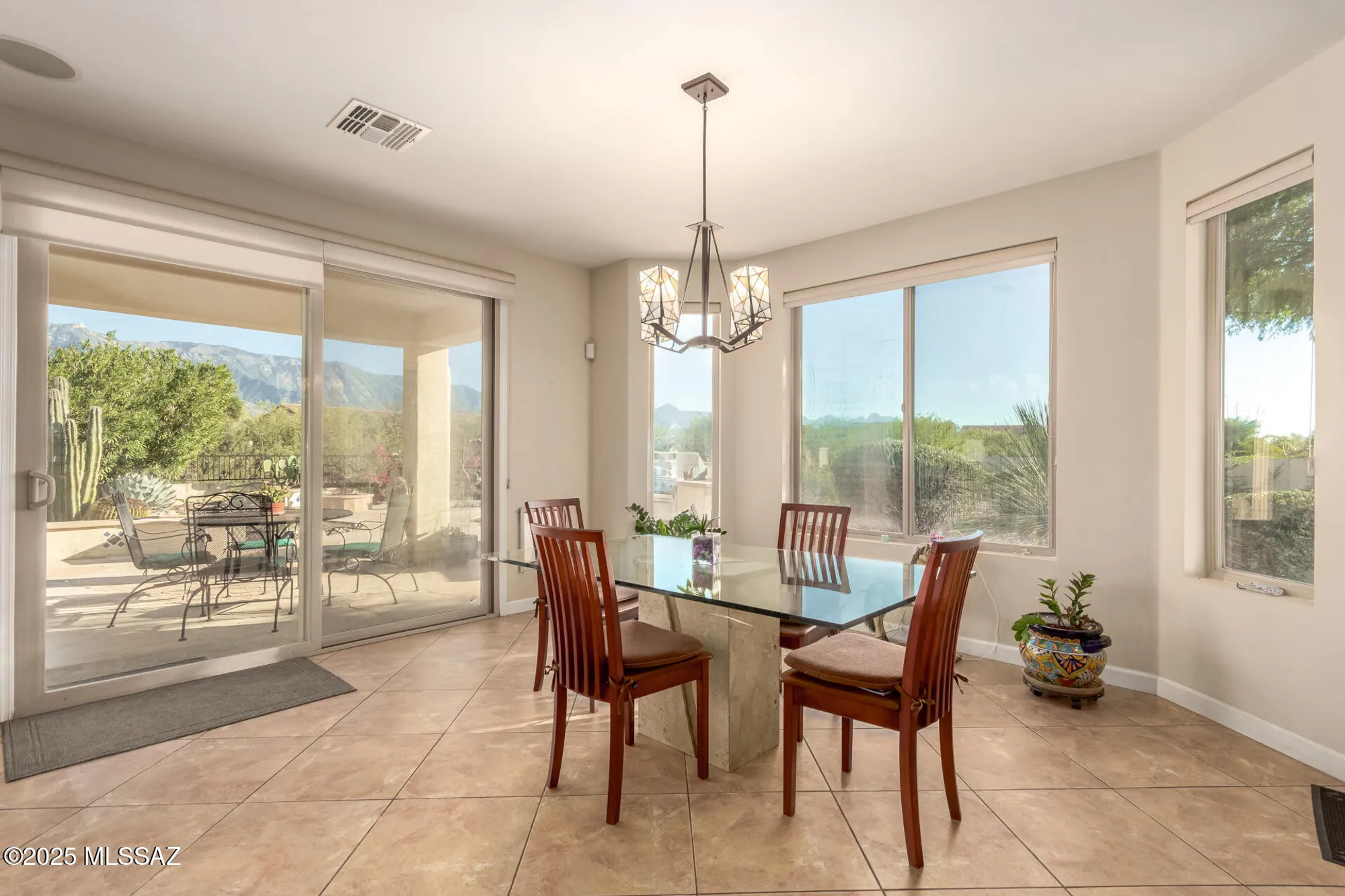 Property Slideshow image 17 of 35 | 39913 s clubhouse dr, Saddlebrooke, AZ, 85739