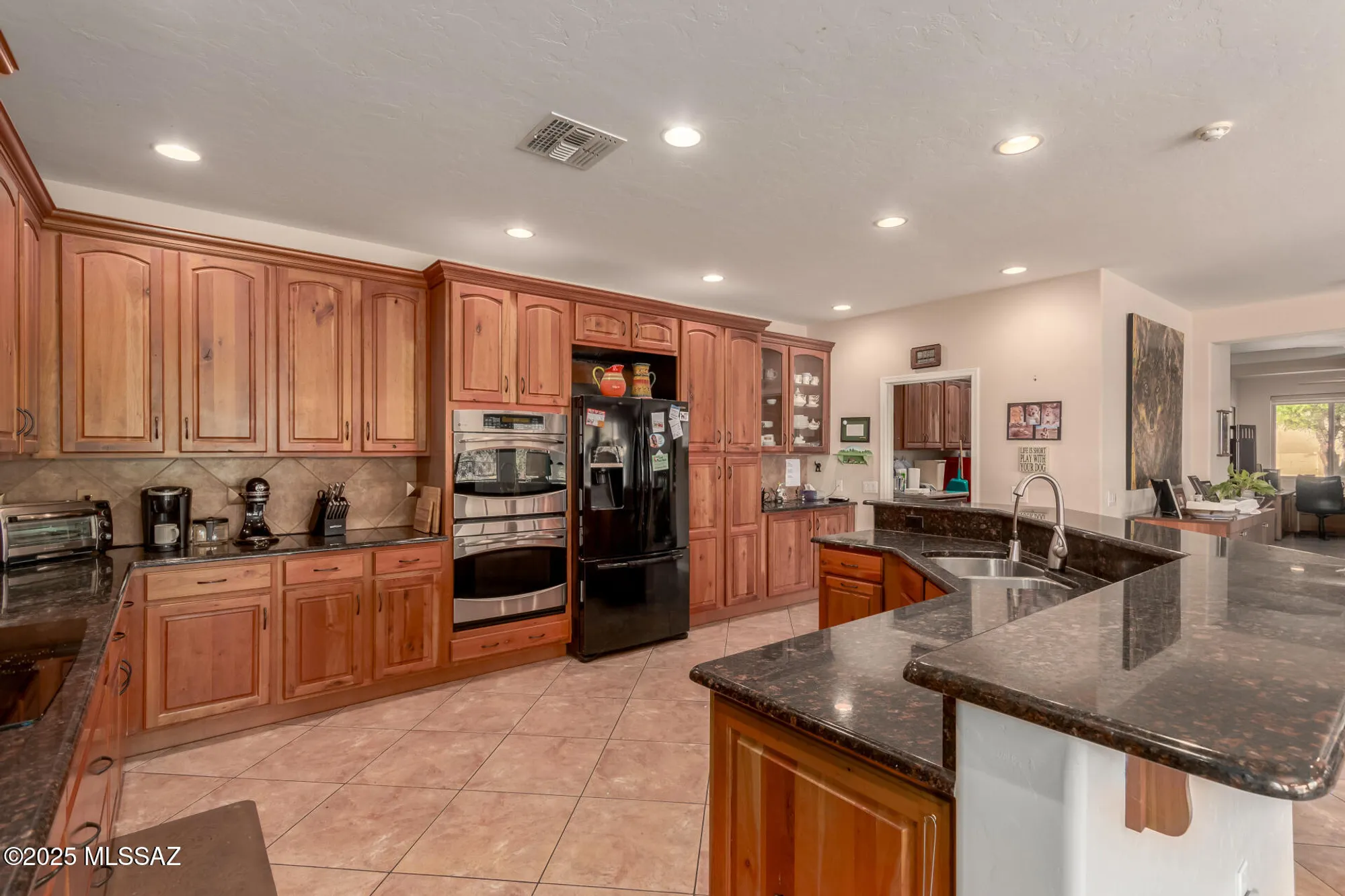 Property Slideshow image 19 of 35 | 39913 s clubhouse dr, Saddlebrooke, AZ, 85739