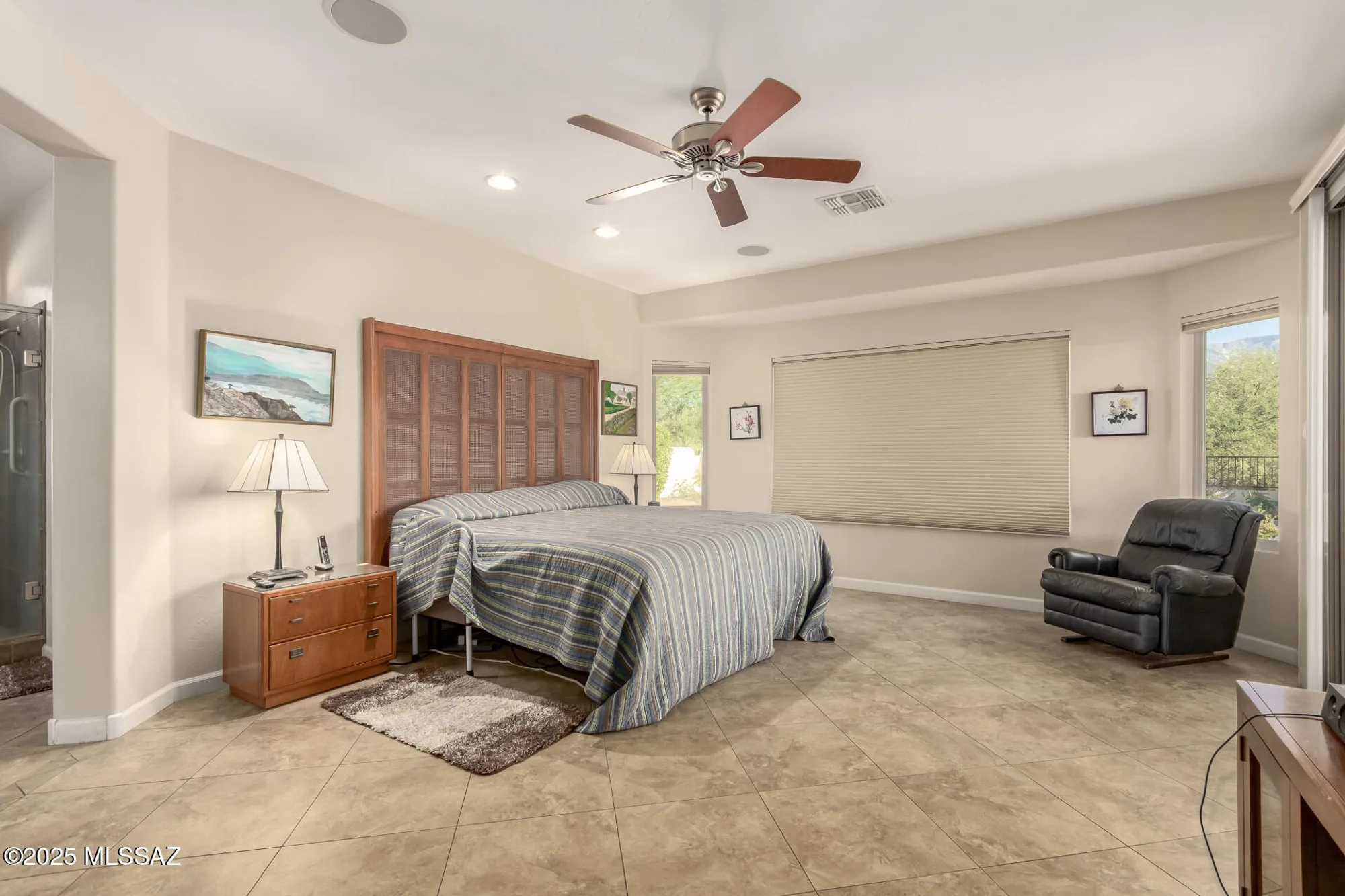 Property Slideshow image 21 of 35 | 39913 s clubhouse dr, Saddlebrooke, AZ, 85739