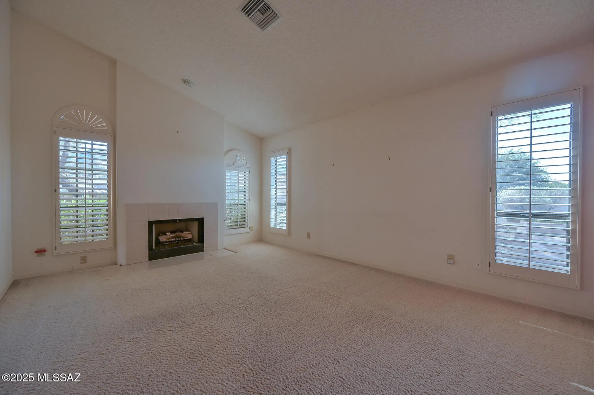 Property Slideshow image 6 of 29 | 65765 e solarwind ct, Saddlebrooke, AZ, 85739