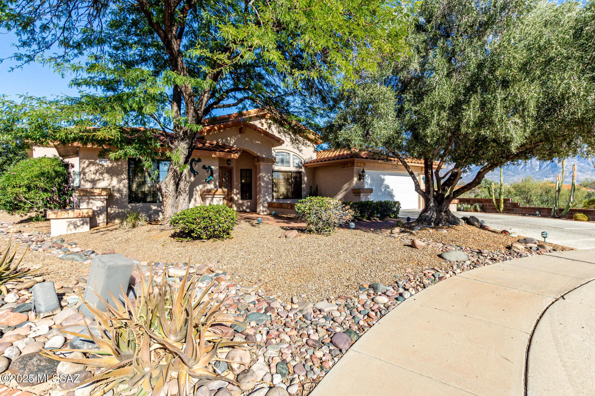 Property Slideshow image 8 of 49 | 14720 n shotgun pl, Oro Valley, AZ, 85755