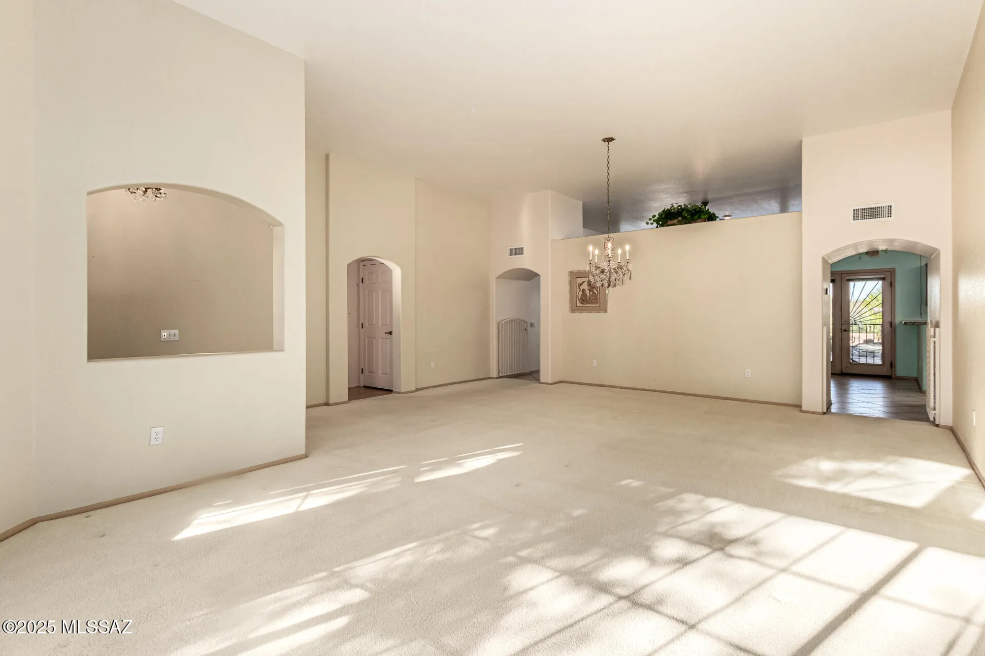 Property Slideshow image 12 of 49 | 14720 n shotgun pl, Oro Valley, AZ, 85755