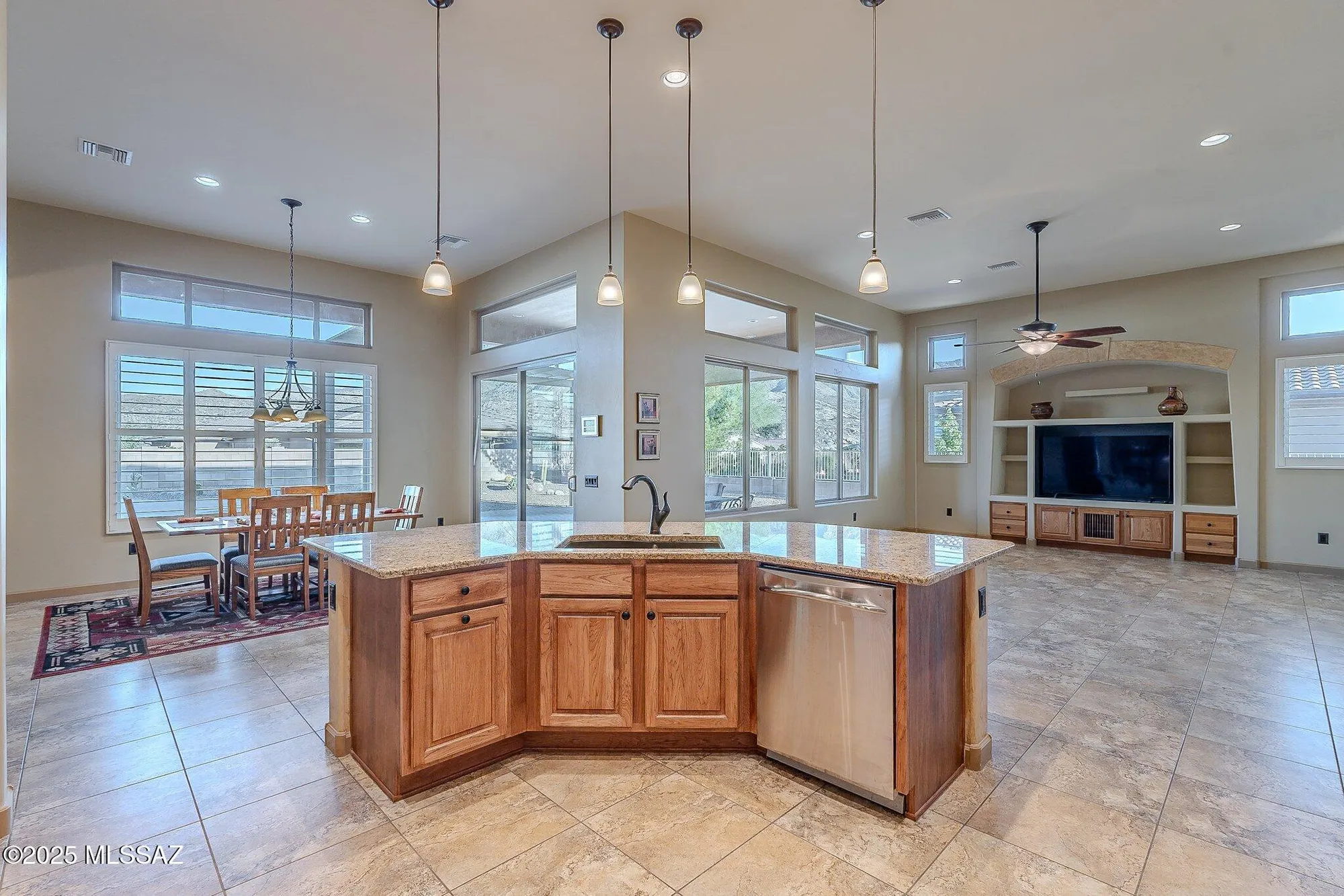 Property Slideshow image 8 of 36 | 36531 s ventana pl, Saddlebrooke, AZ, 85739