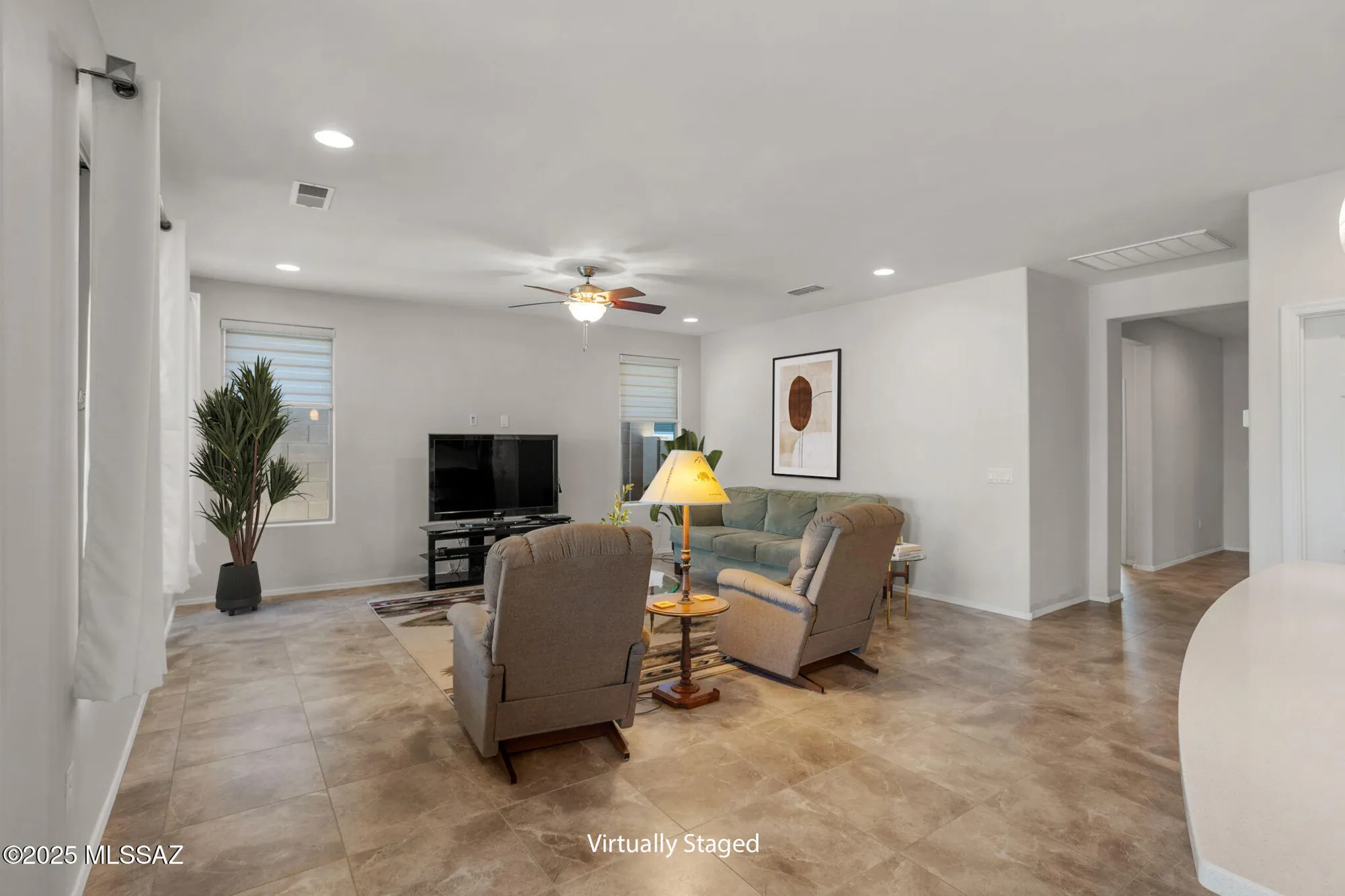 Property Slideshow image 8 of 45 | 7068 w cliff spring trl, Marana, AZ, 85658