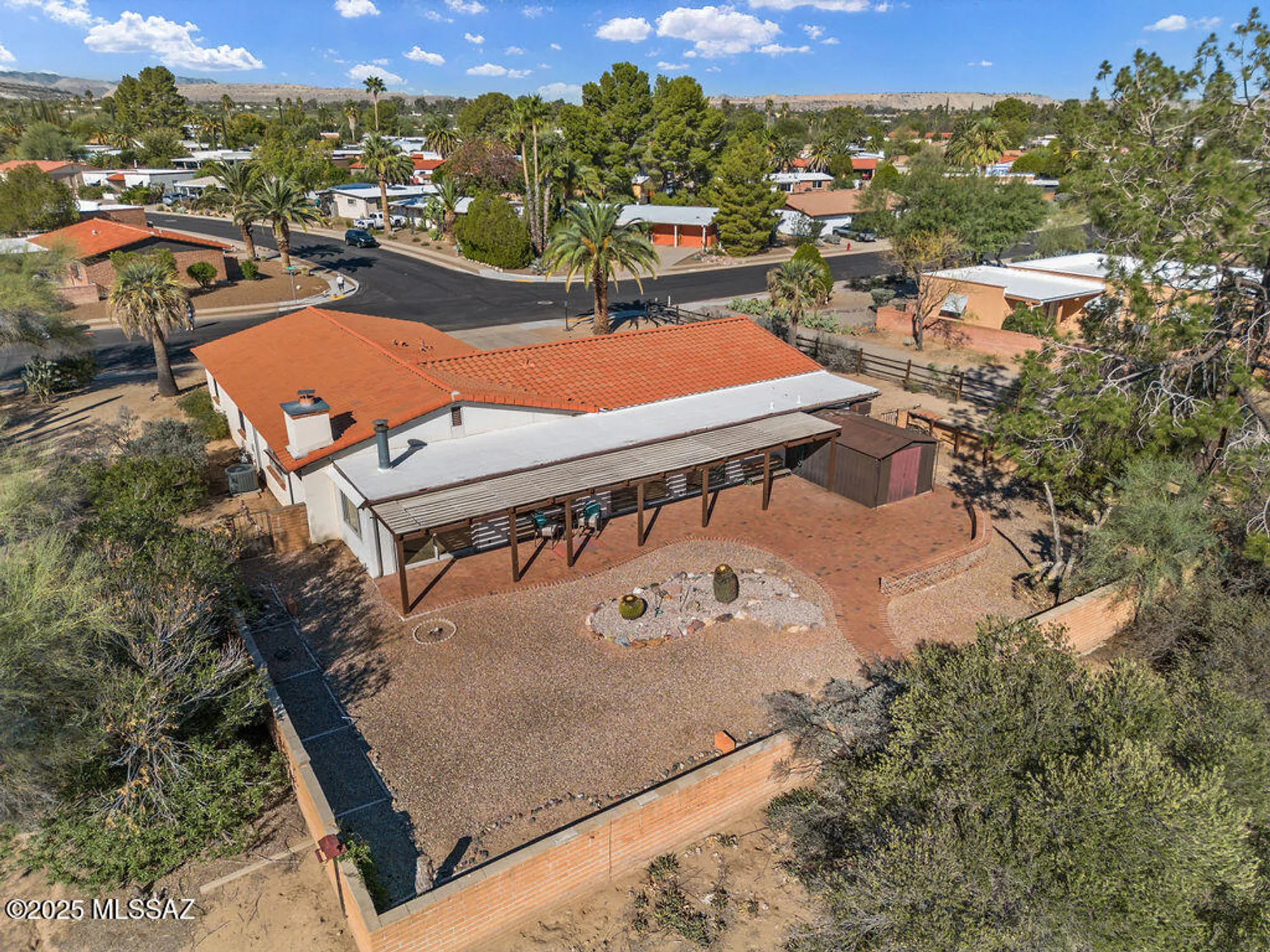 Property Slideshow image 4 of 51 | 735 s la huerta, Green Valley, AZ, 85614