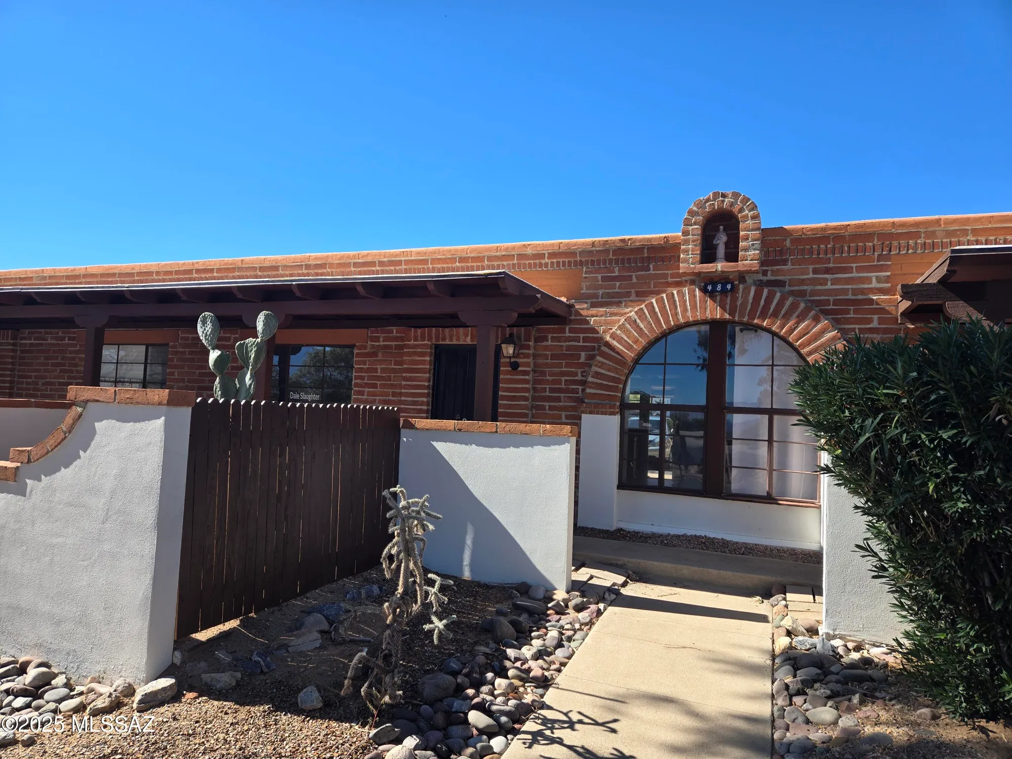 Property Slideshow image 1 of 12 | 484 s la canada dr b, Green Valley, AZ, 85614