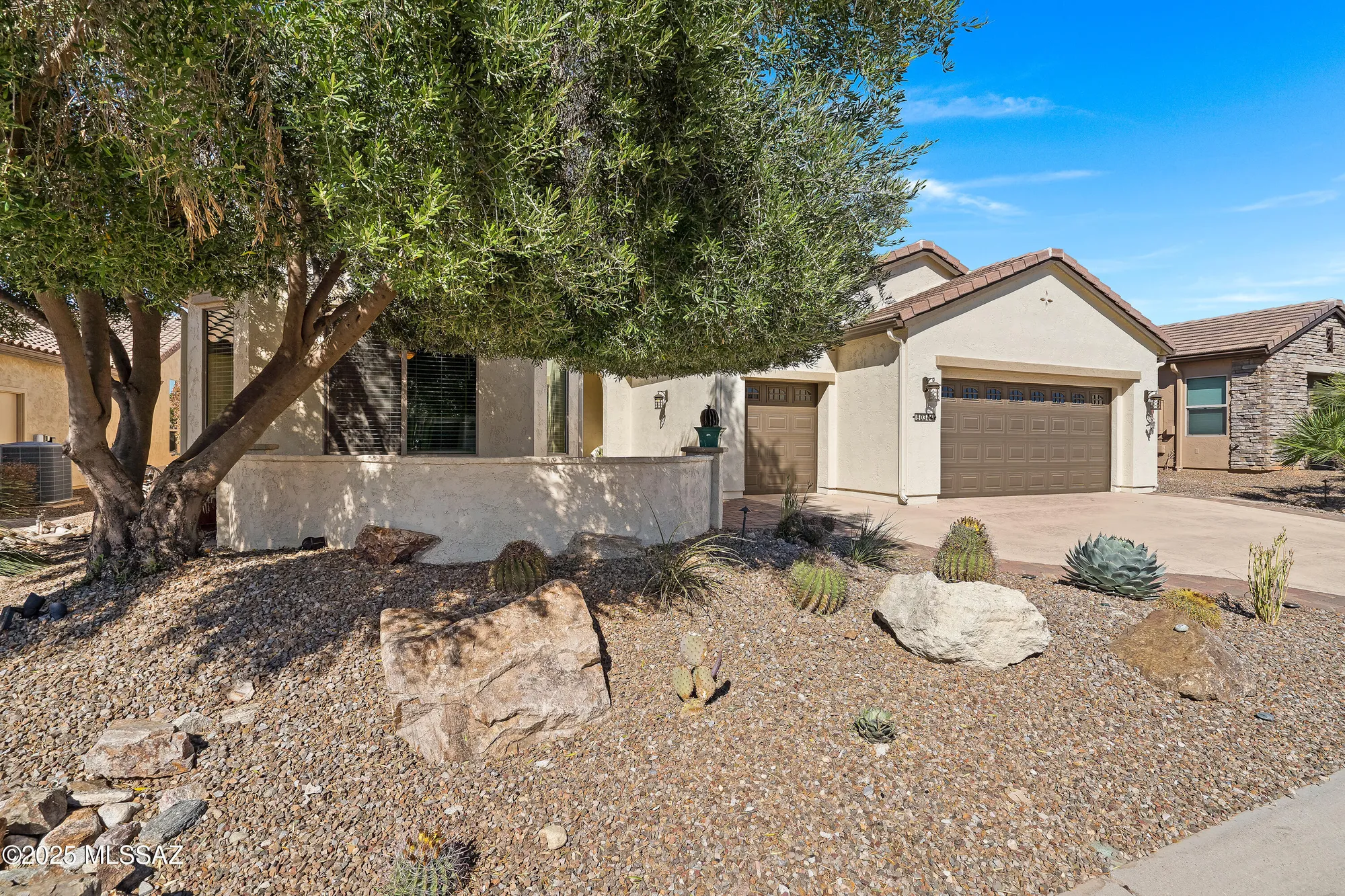 Property Slideshow image 10 of 36 | 60344 e arroyo grande dr, Oracle, AZ, 85623