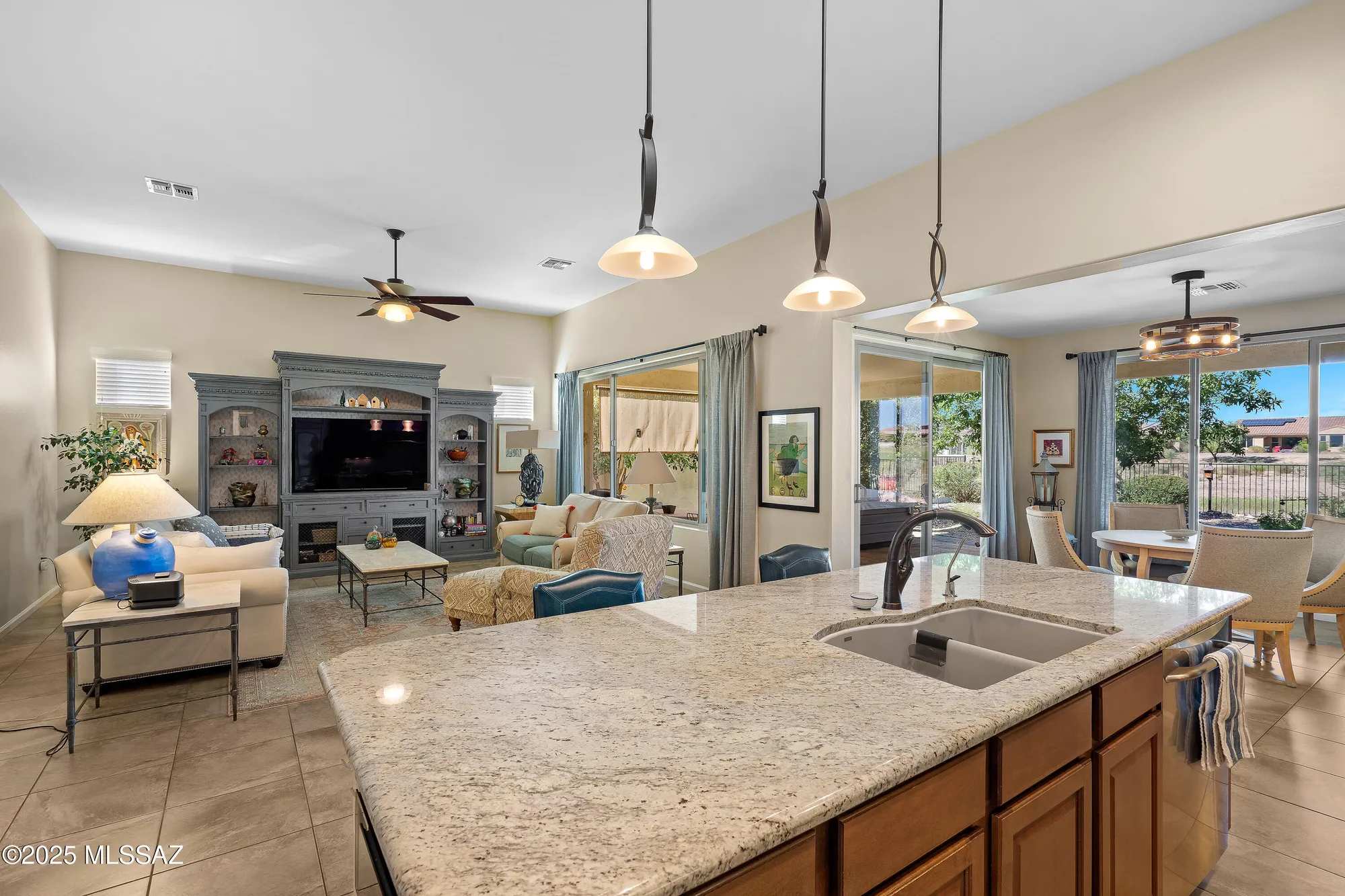 Property Slideshow image 4 of 36 | 60344 e arroyo grande dr, Oracle, AZ, 85623