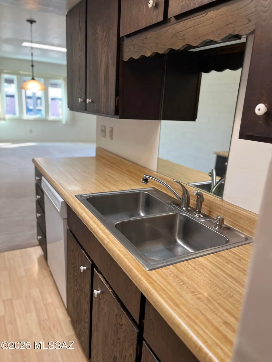 Property Slideshow image 11 of 29 | 307 n calle del diablo, Green Valley, AZ, 85614