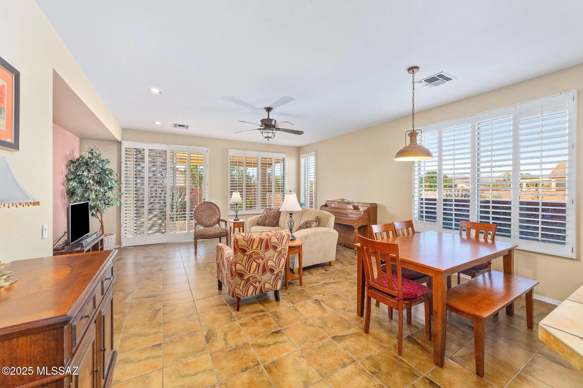 Property Slideshow image 6 of 27 | 7540 w mystic sky ln, Tucson, AZ, 85743