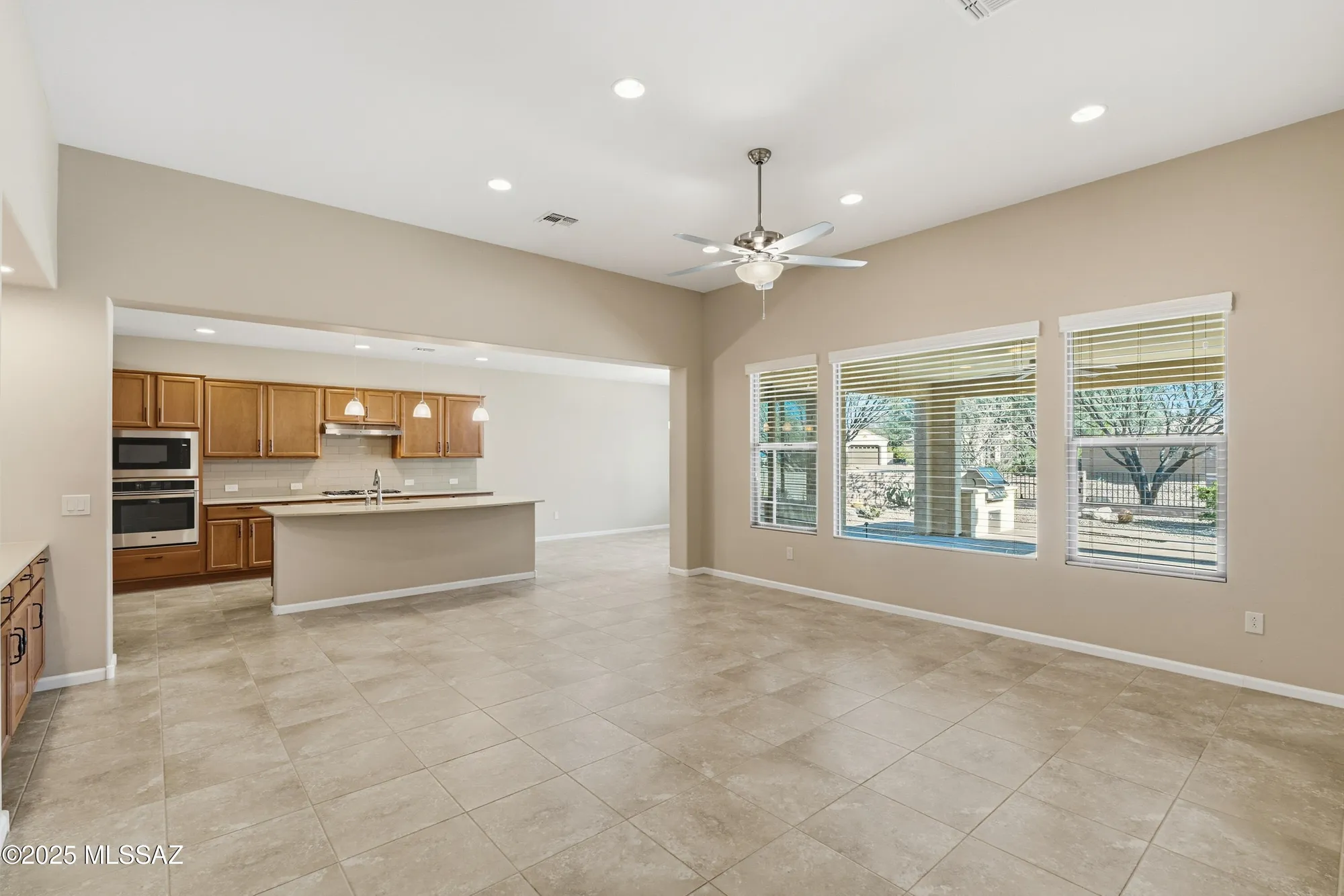 Property Slideshow image 8 of 50 | 2259 e madera plateau dr, Green Valley, AZ, 85614