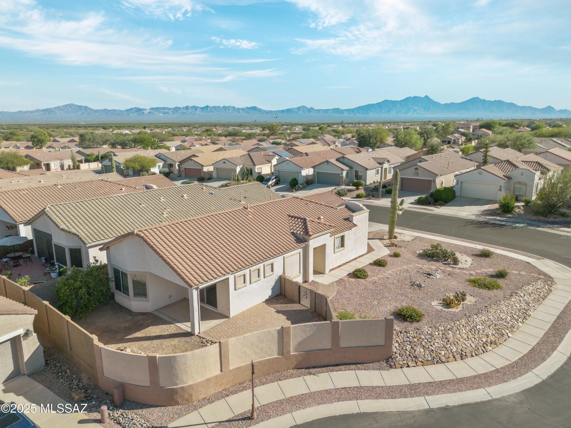 Property Slideshow image 34 of 48 | 596 w calle media luz, Sahuarita, AZ, 85629