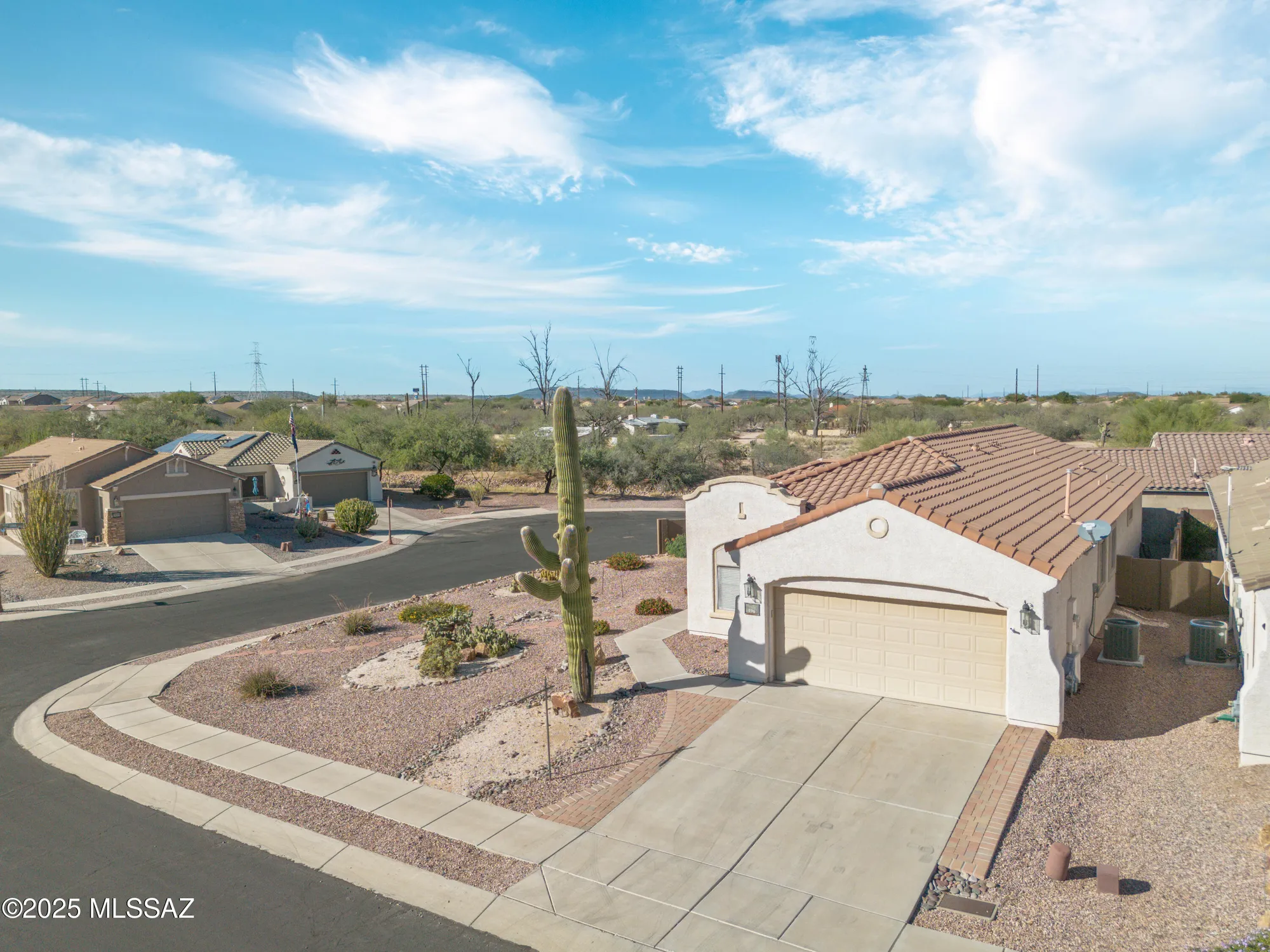 Property Slideshow image 1 of 48 | 596 w calle media luz, Sahuarita, AZ, 85629