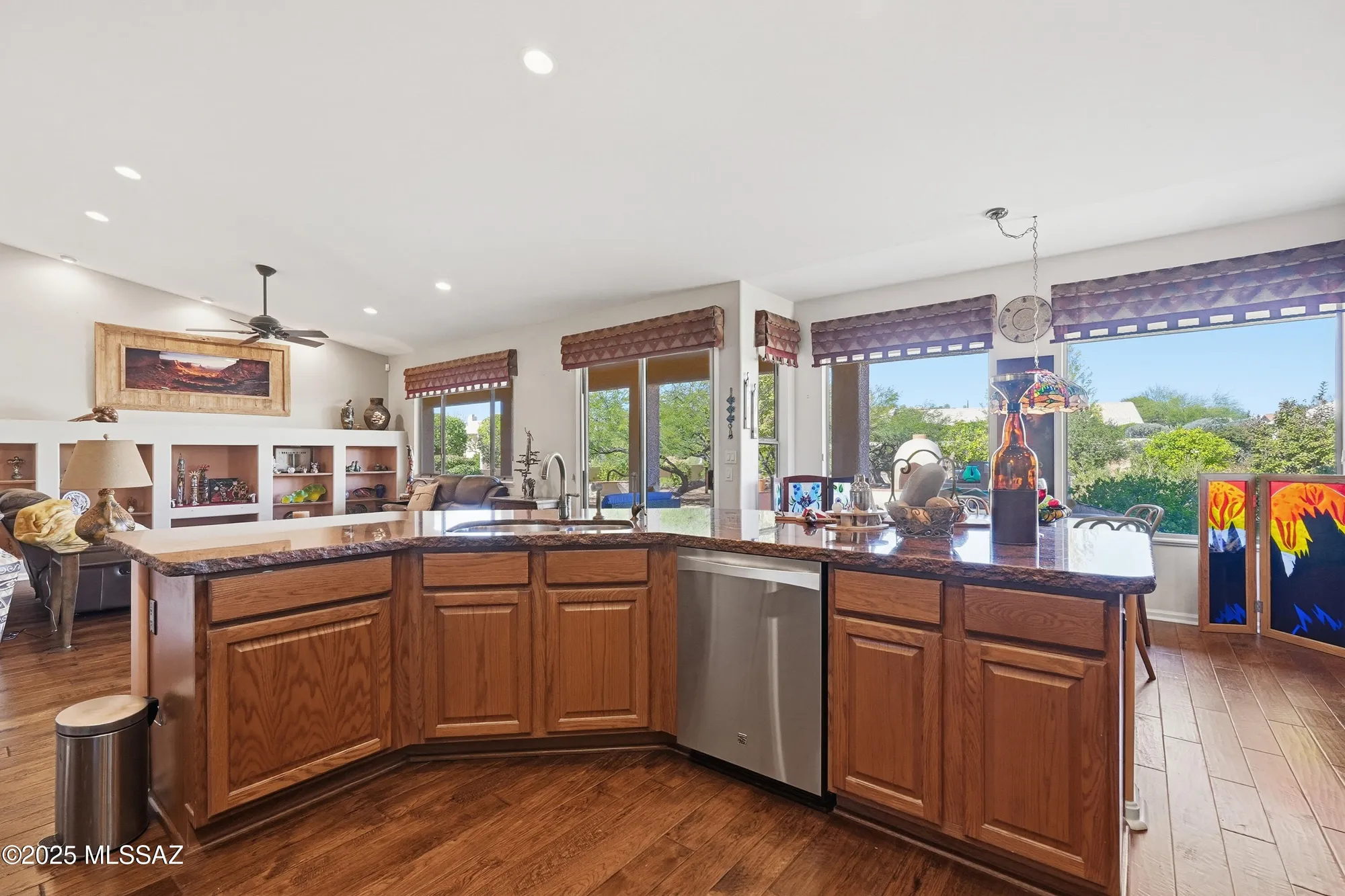Property Slideshow image 19 of 40 | 63704 e desert highland dr, Saddlebrooke, AZ, 85739