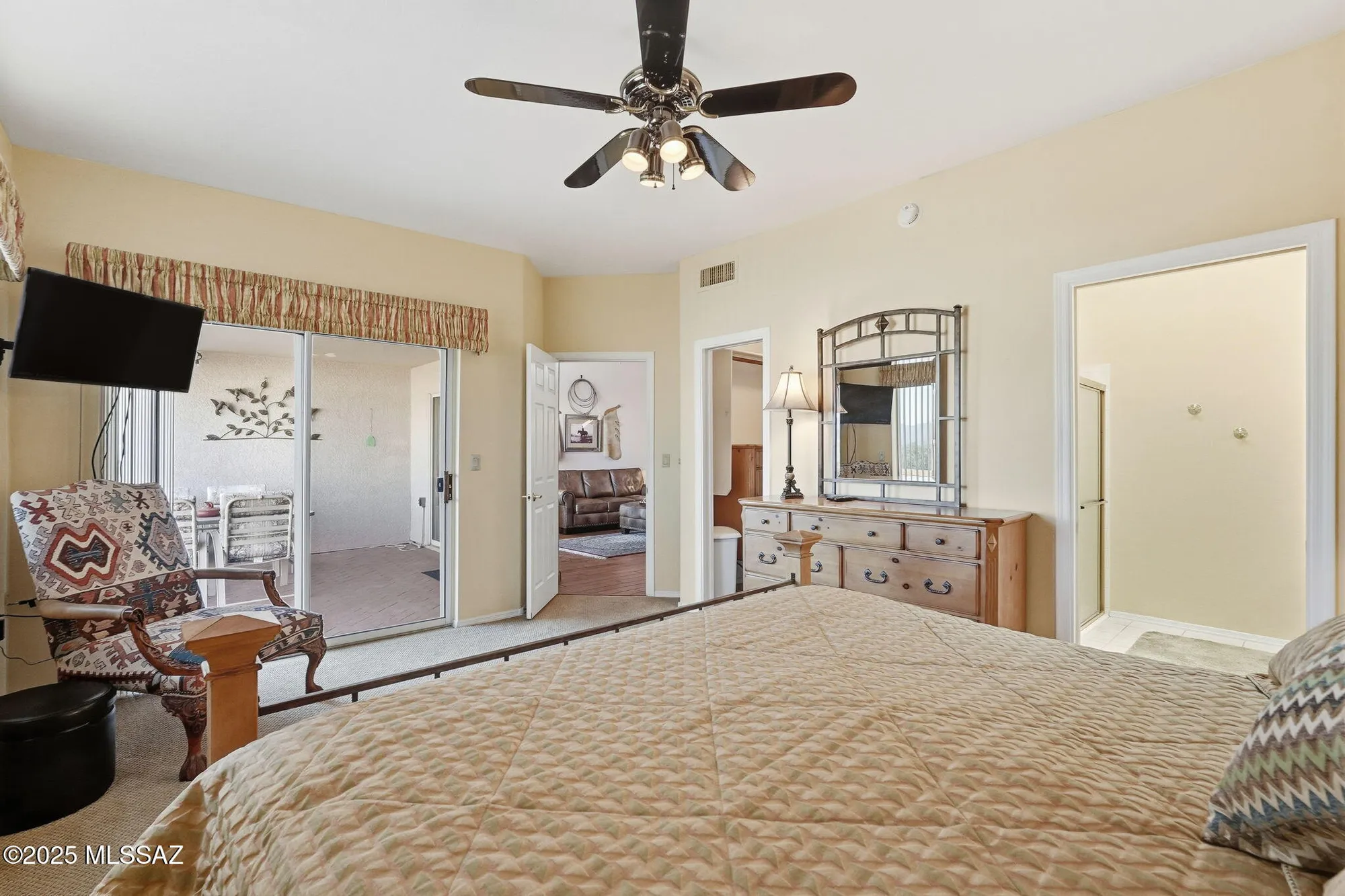 Property Slideshow image 22 of 39 | 563 w via rosaldo, Green Valley, AZ, 85614