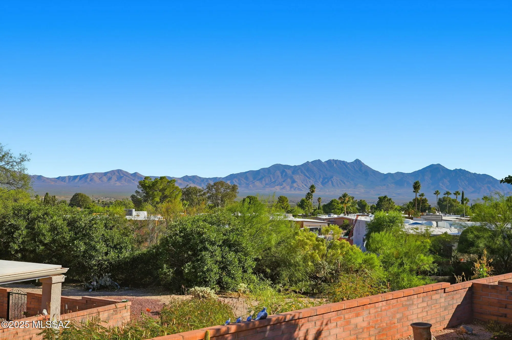 Property Slideshow image 8 of 39 | 563 w via rosaldo, Green Valley, AZ, 85614