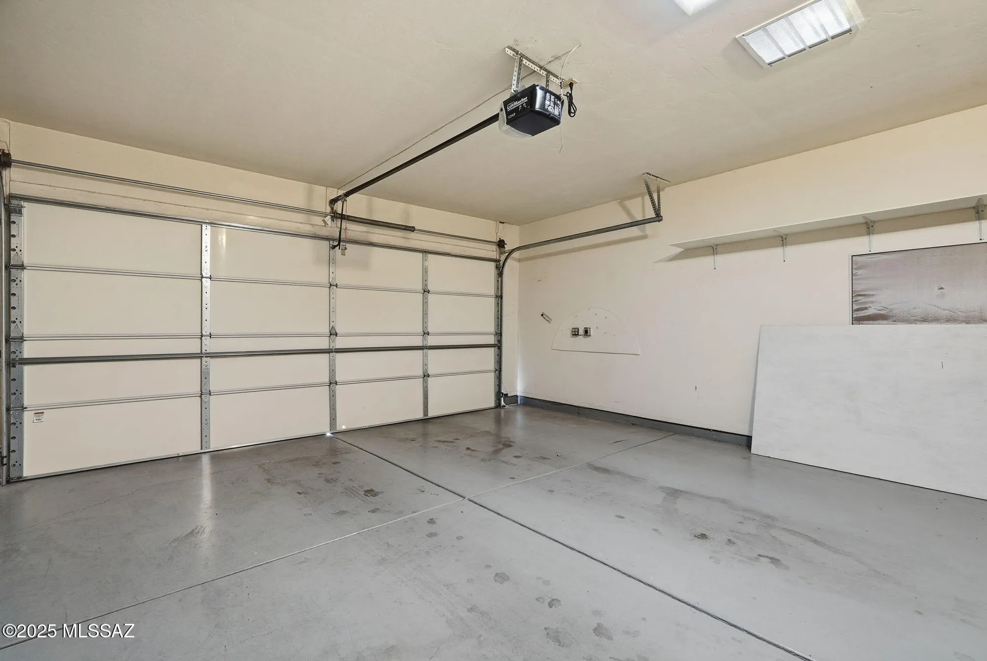 Property Slideshow image 30 of 39 | 563 w via rosaldo, Green Valley, AZ, 85614