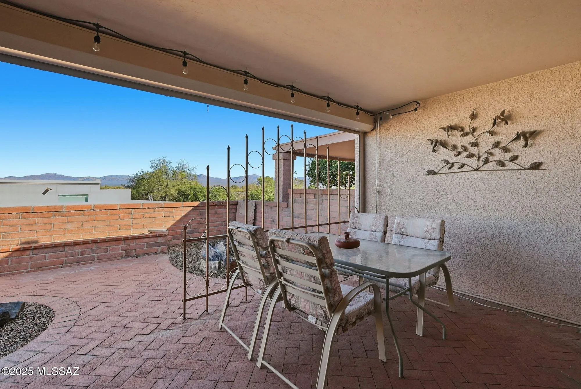 Property Slideshow image 7 of 39 | 563 w via rosaldo, Green Valley, AZ, 85614