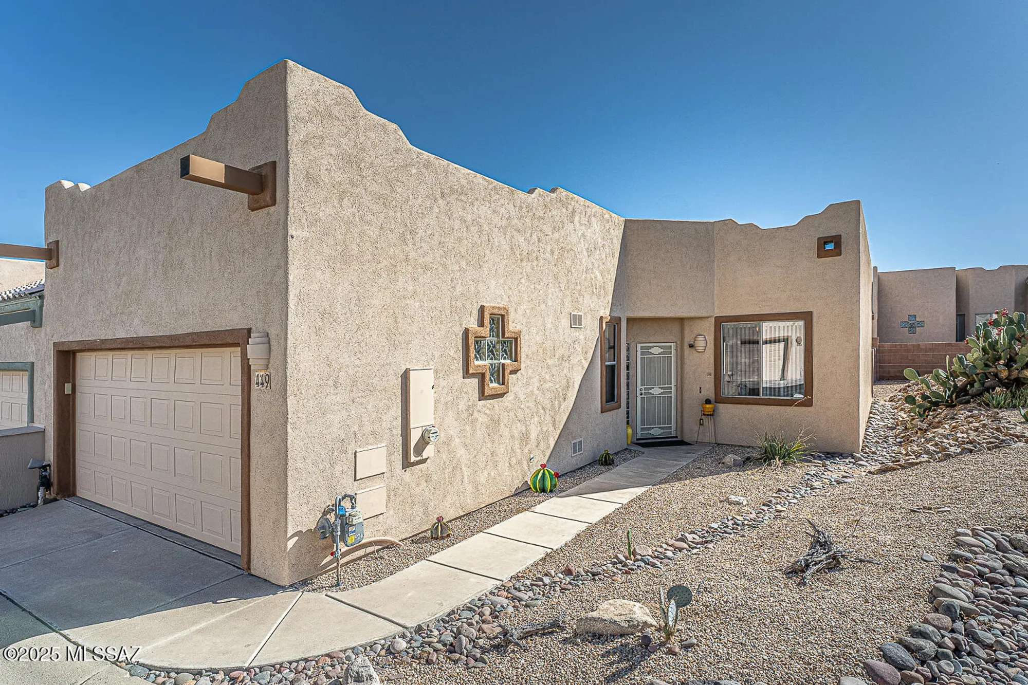 Property Slideshow image 1 of 37 | 449 w elkhorn ct, Green Valley, AZ, 85614