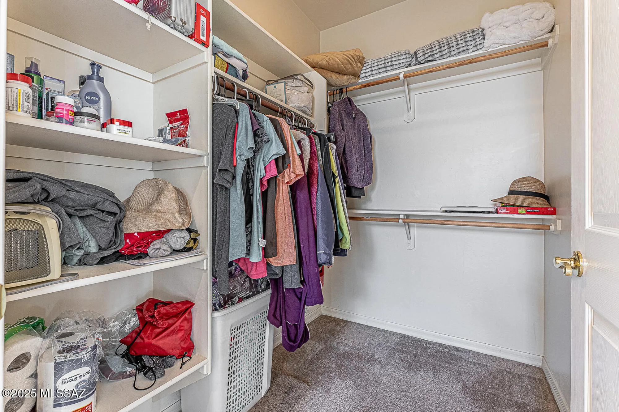 Property Slideshow image 24 of 37 | 449 w elkhorn ct, Green Valley, AZ, 85614