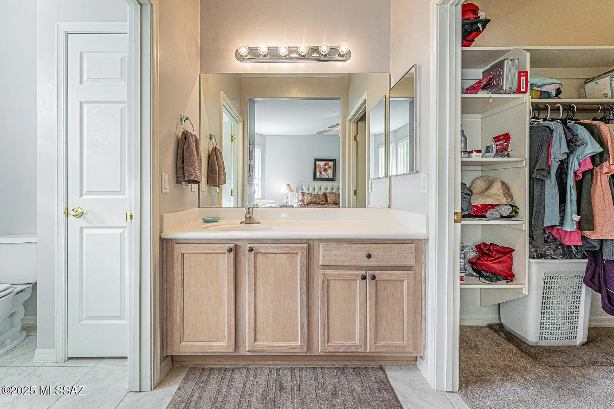 Property Slideshow image 31 of 37 | 449 w elkhorn ct, Green Valley, AZ, 85614