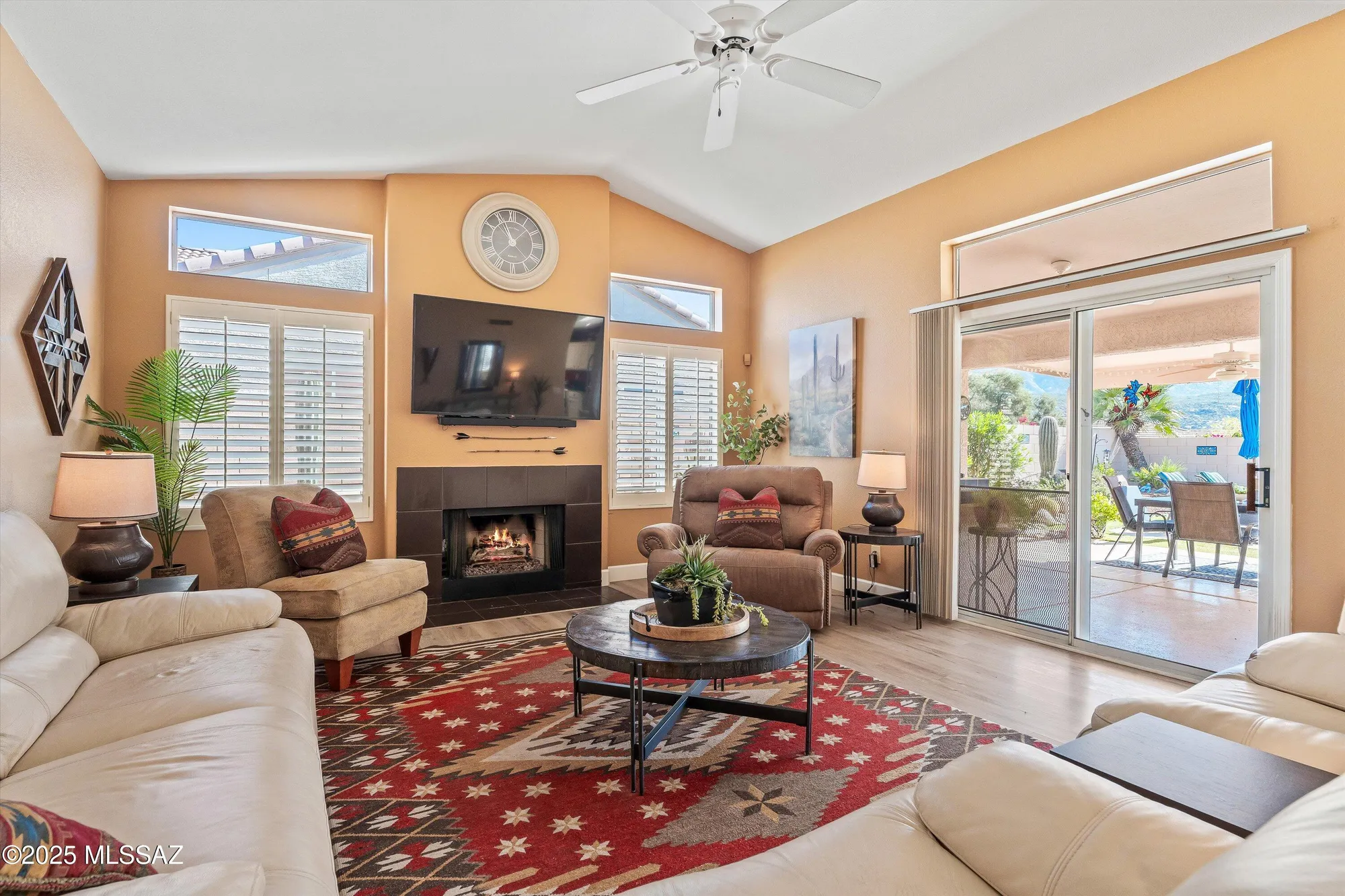 Property Slideshow image 3 of 47 | 65621 e desert trail dr, Tucson, AZ, 85739